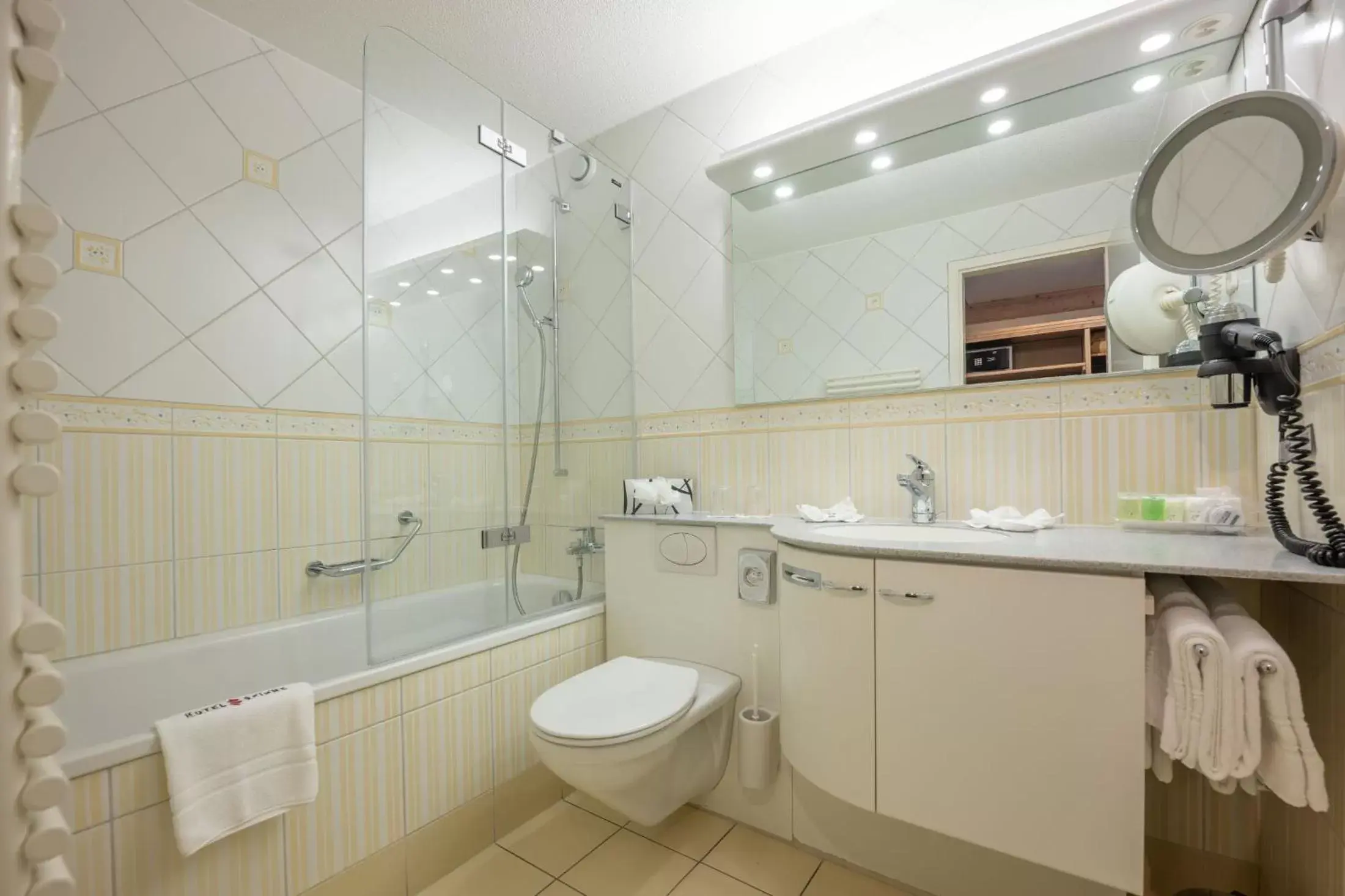 Bathroom in Hotel Spinne Grindelwald