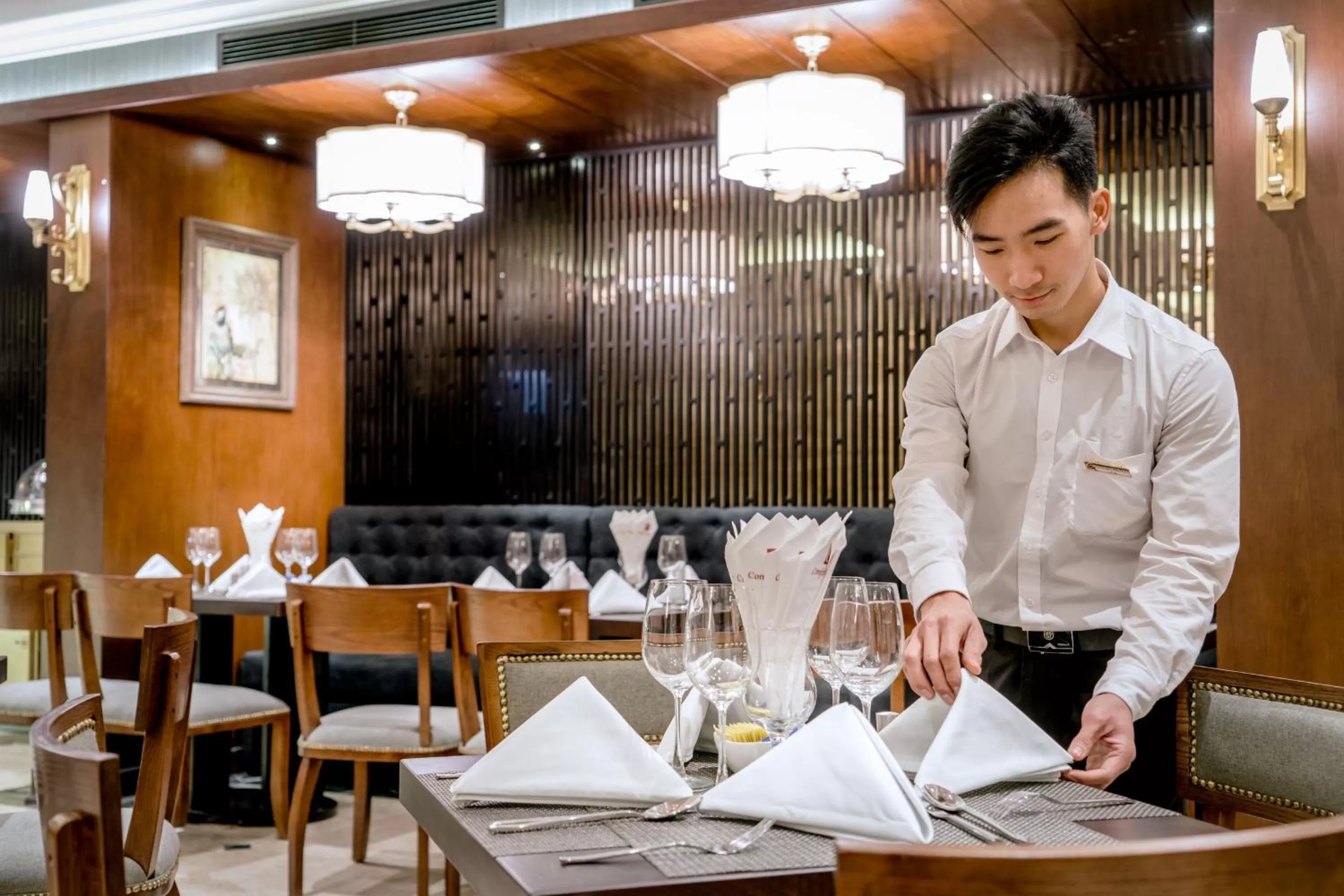 Restaurant/places to eat in Conifer Grand Hotel