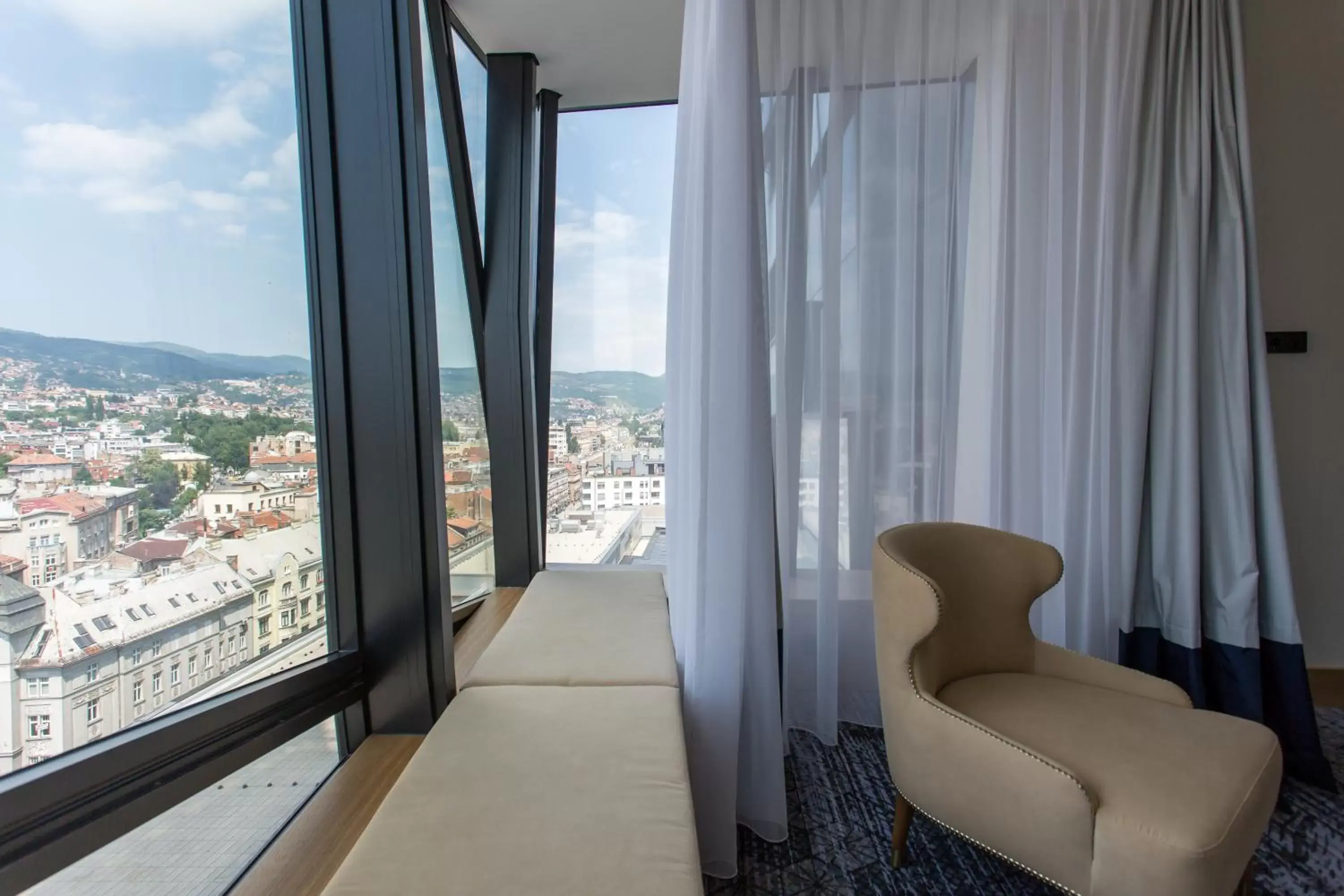 Living room in Swissotel Sarajevo