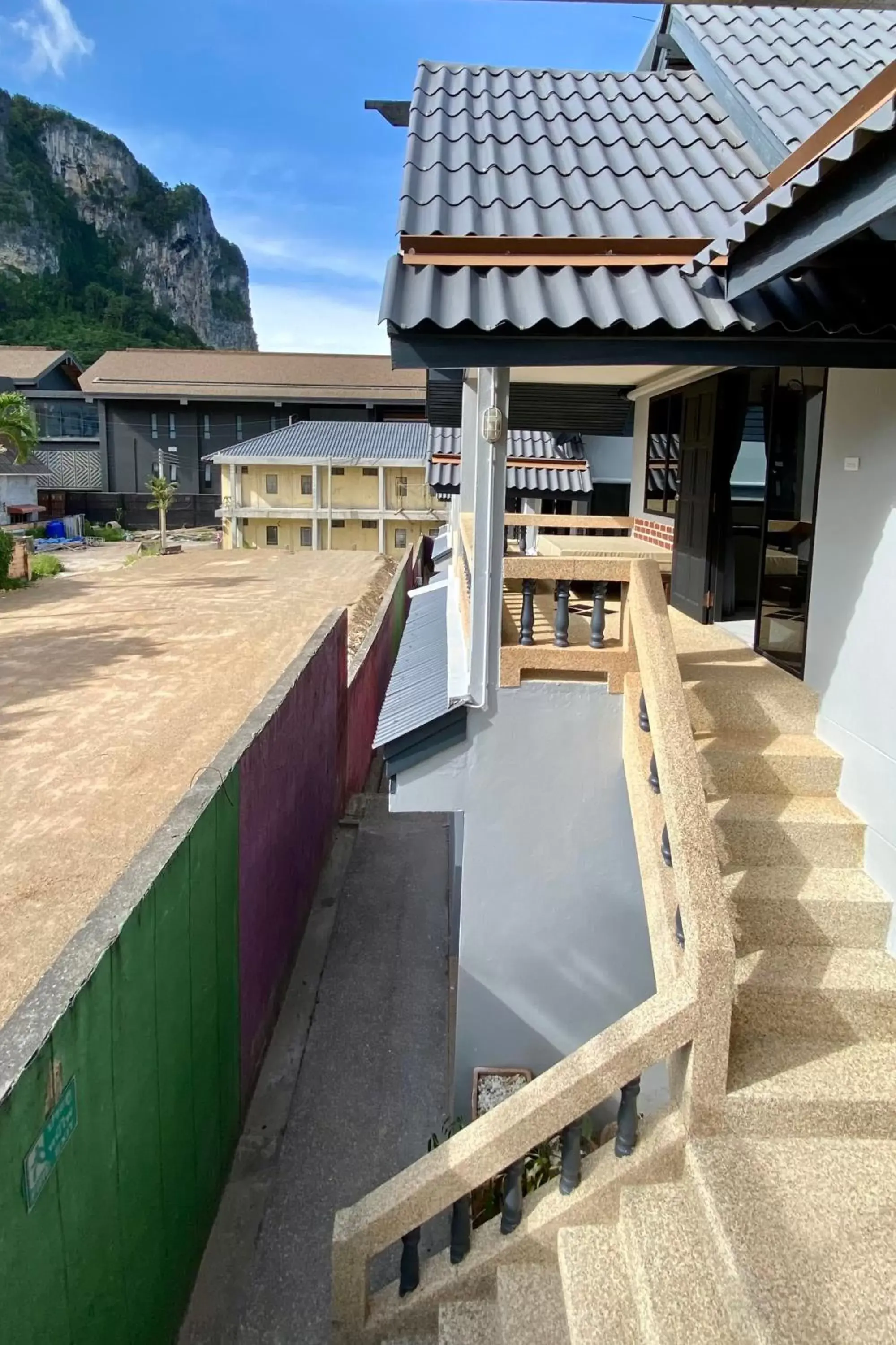 Balcony/Terrace, Pool View in The dream garden