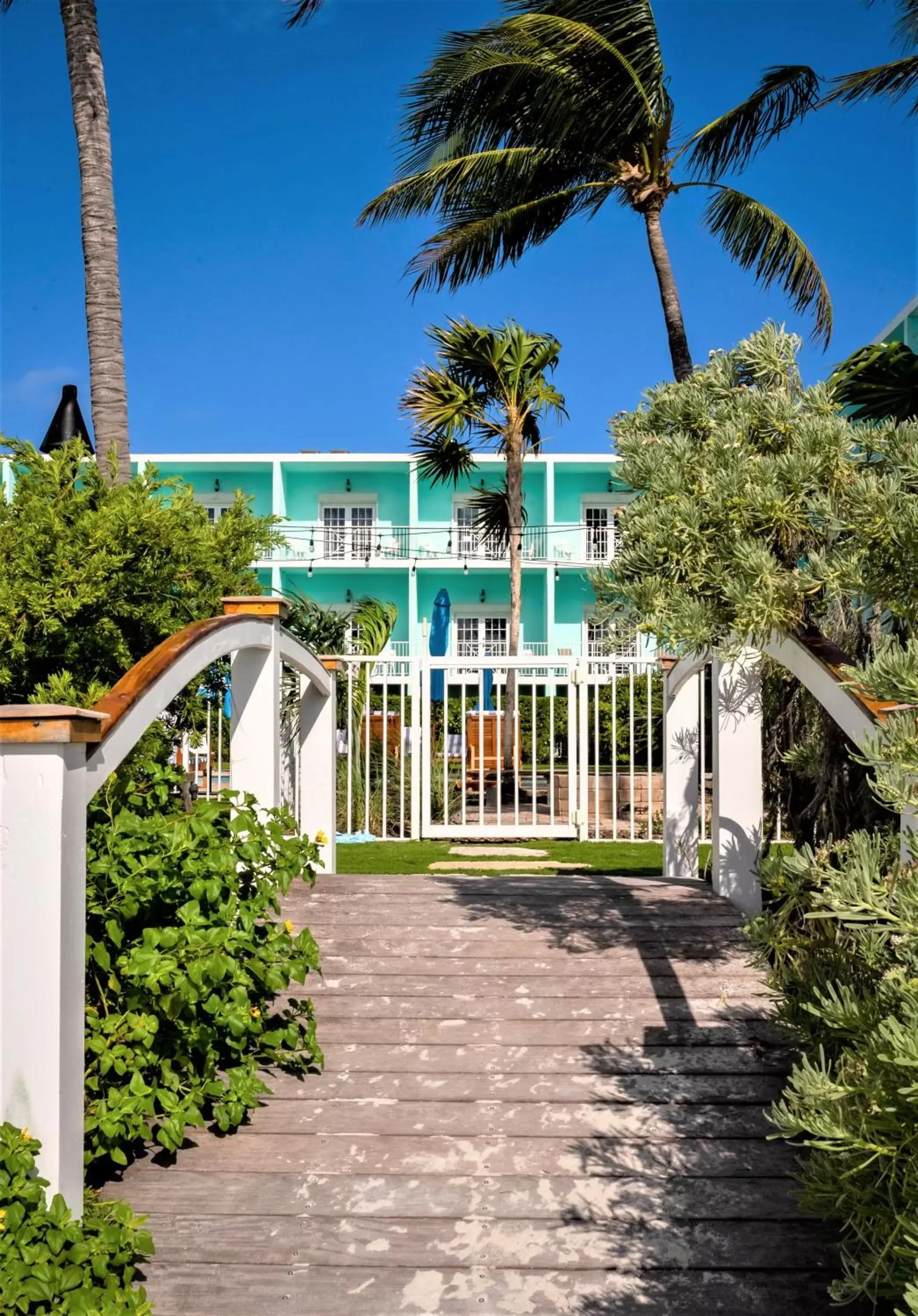 Property building in Grassy Flats Resort & Beach Club Property building in Grassy Flats Resort & Beach Club