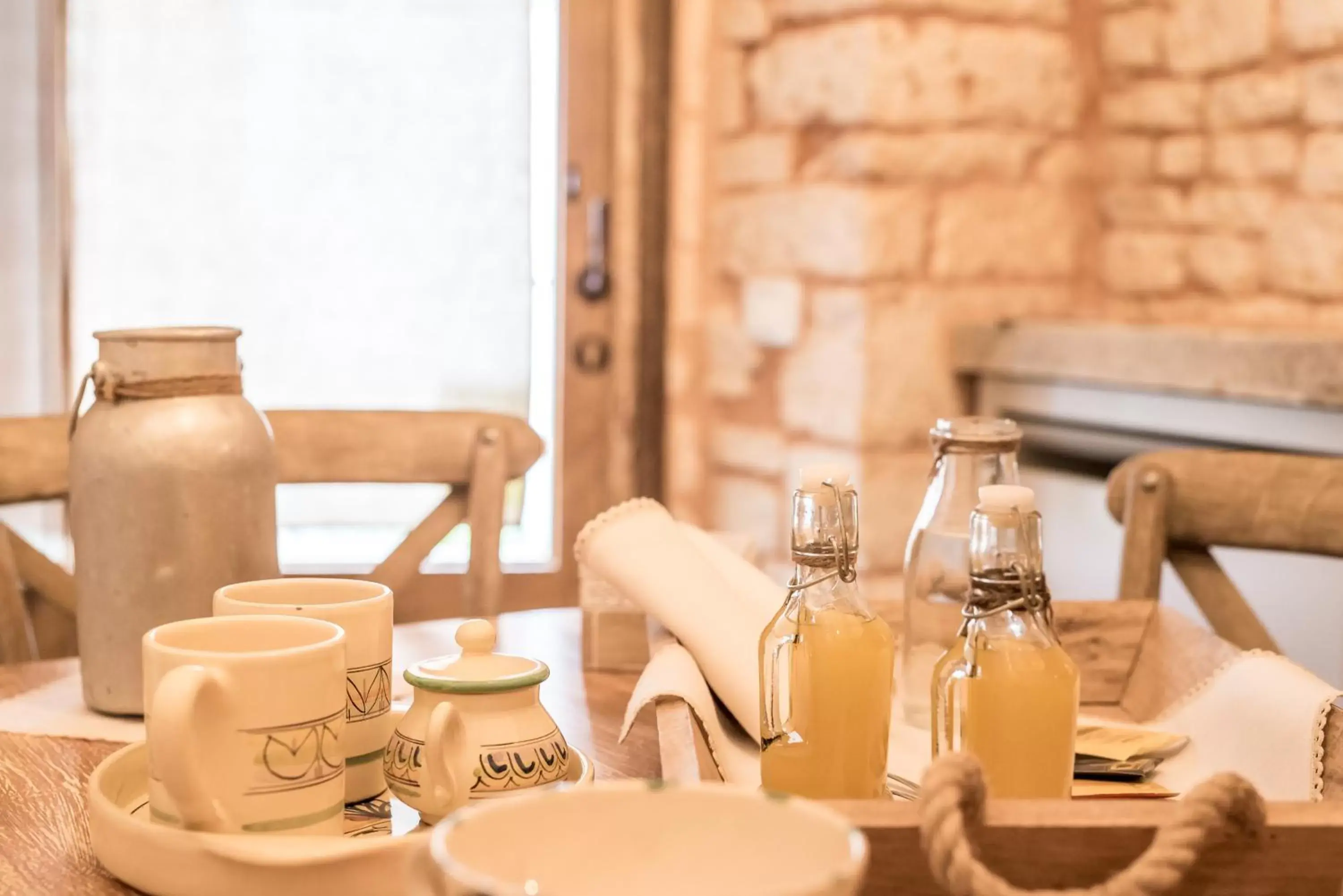 Breakfast in Trulli Antichi Mestieri - Widespread Trulli in the historic center