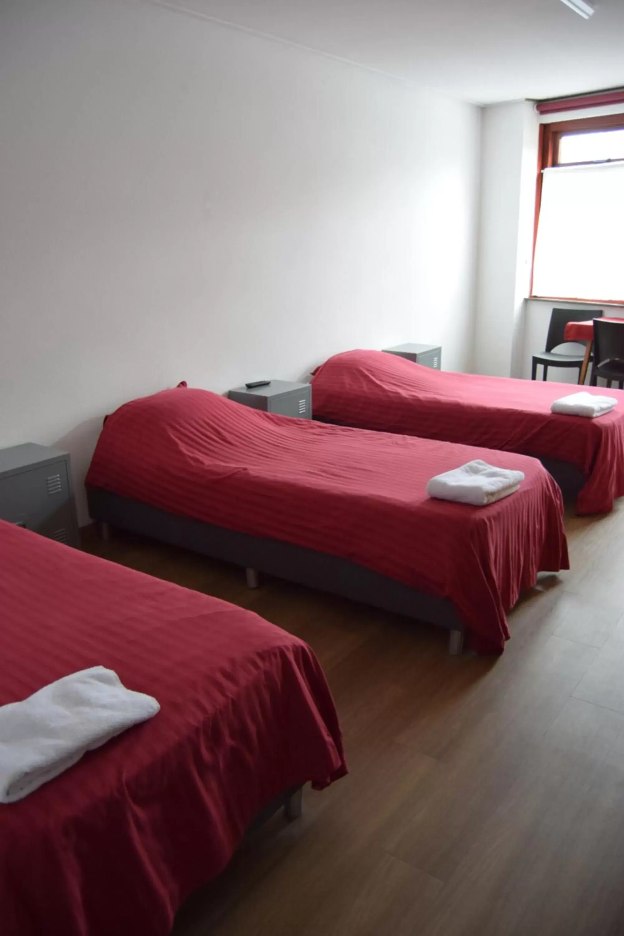 Triple Room with Shared Bathroom in Hotel Cafe 't Zonneke Triple Room with Shared Bathroom in Hotel Cafe 't Zonneke