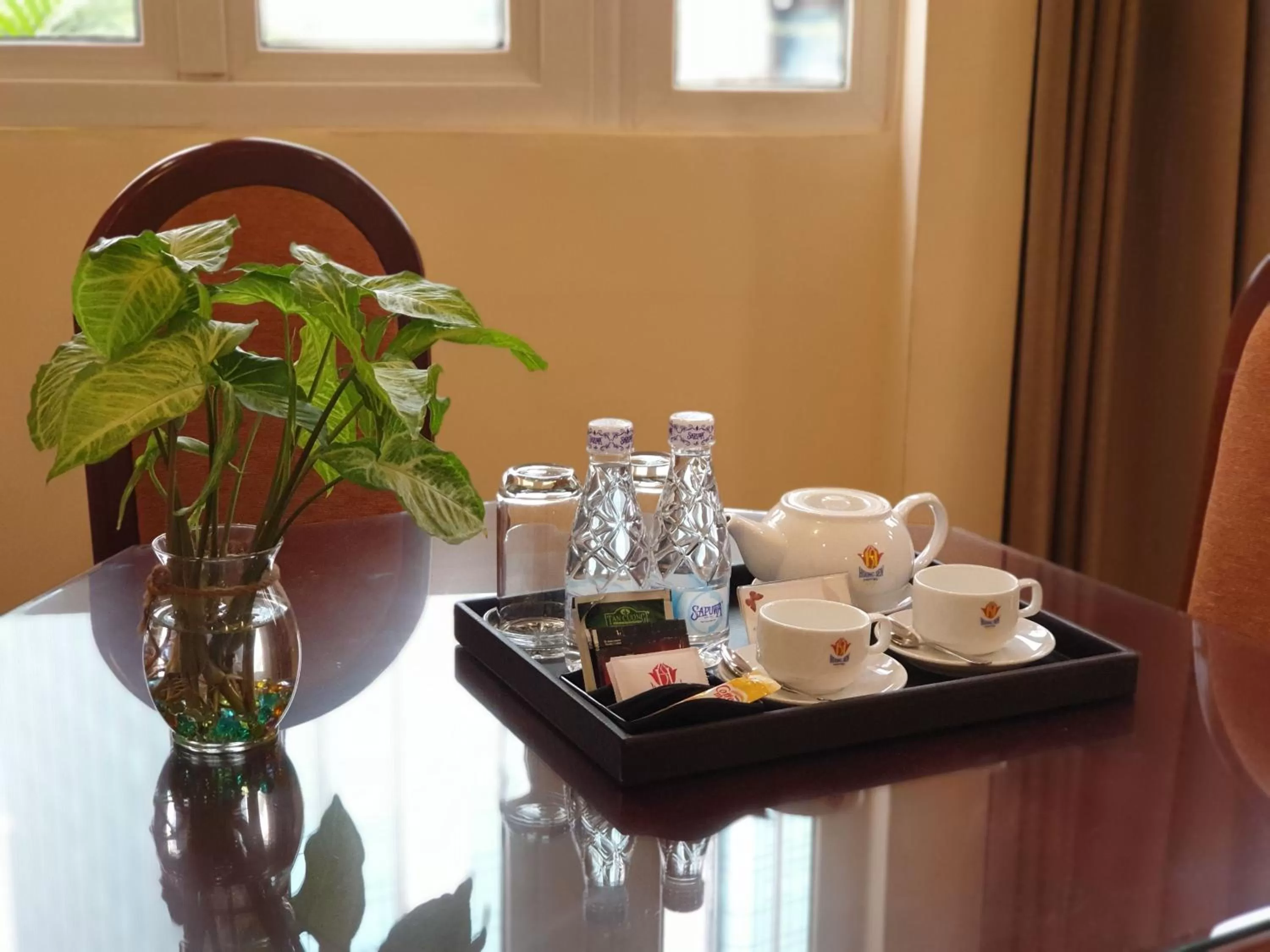Coffee/tea facilities in Huong Sen Hotel