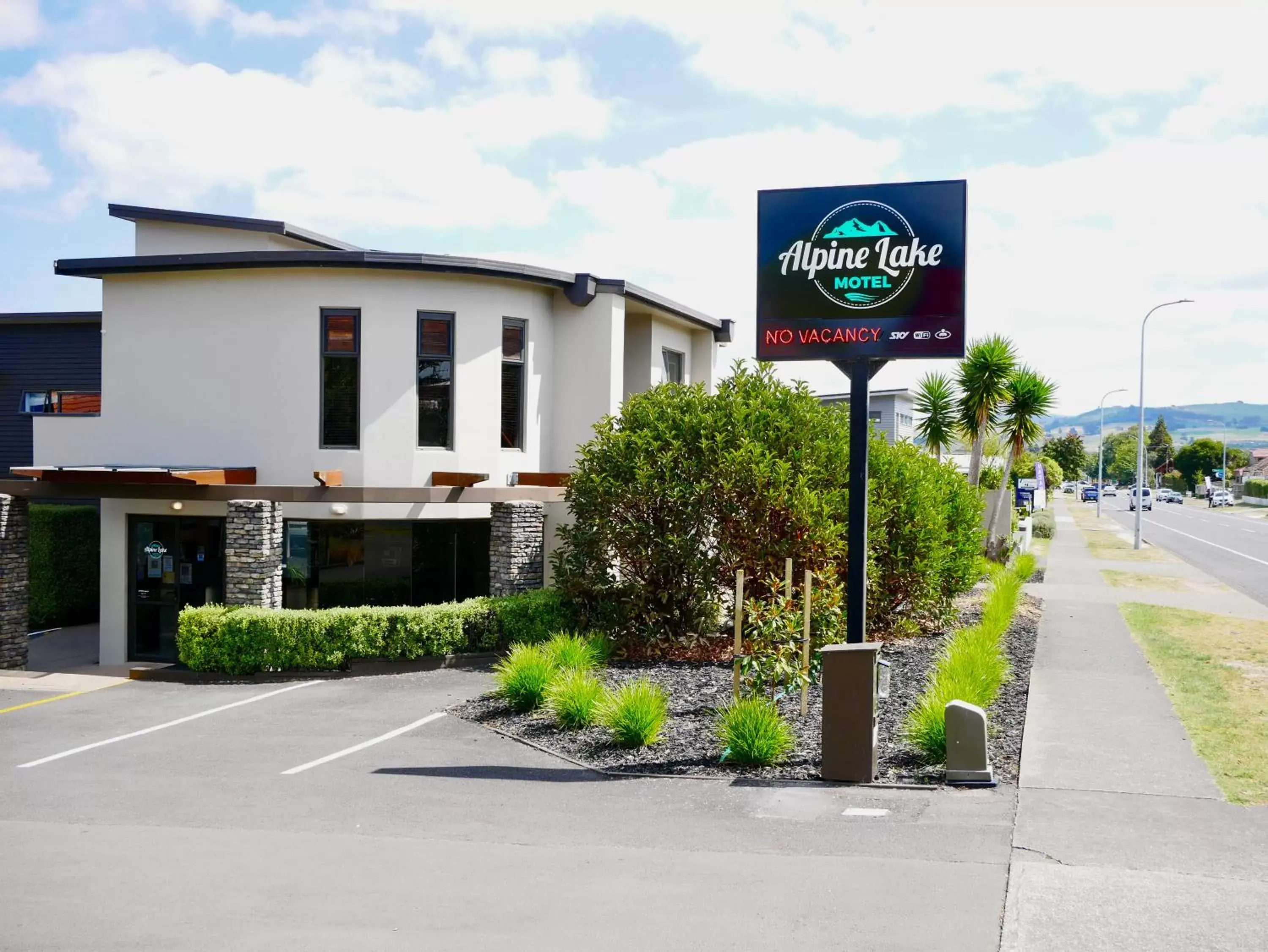 Property logo or sign, Property Building in Alpine Lake Motel