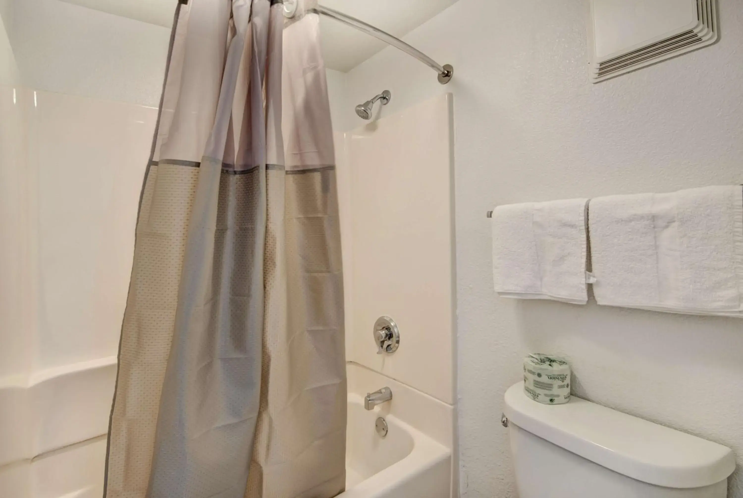 Shower, Bathroom in Motel 6-Dallas, TX - Forest Lane