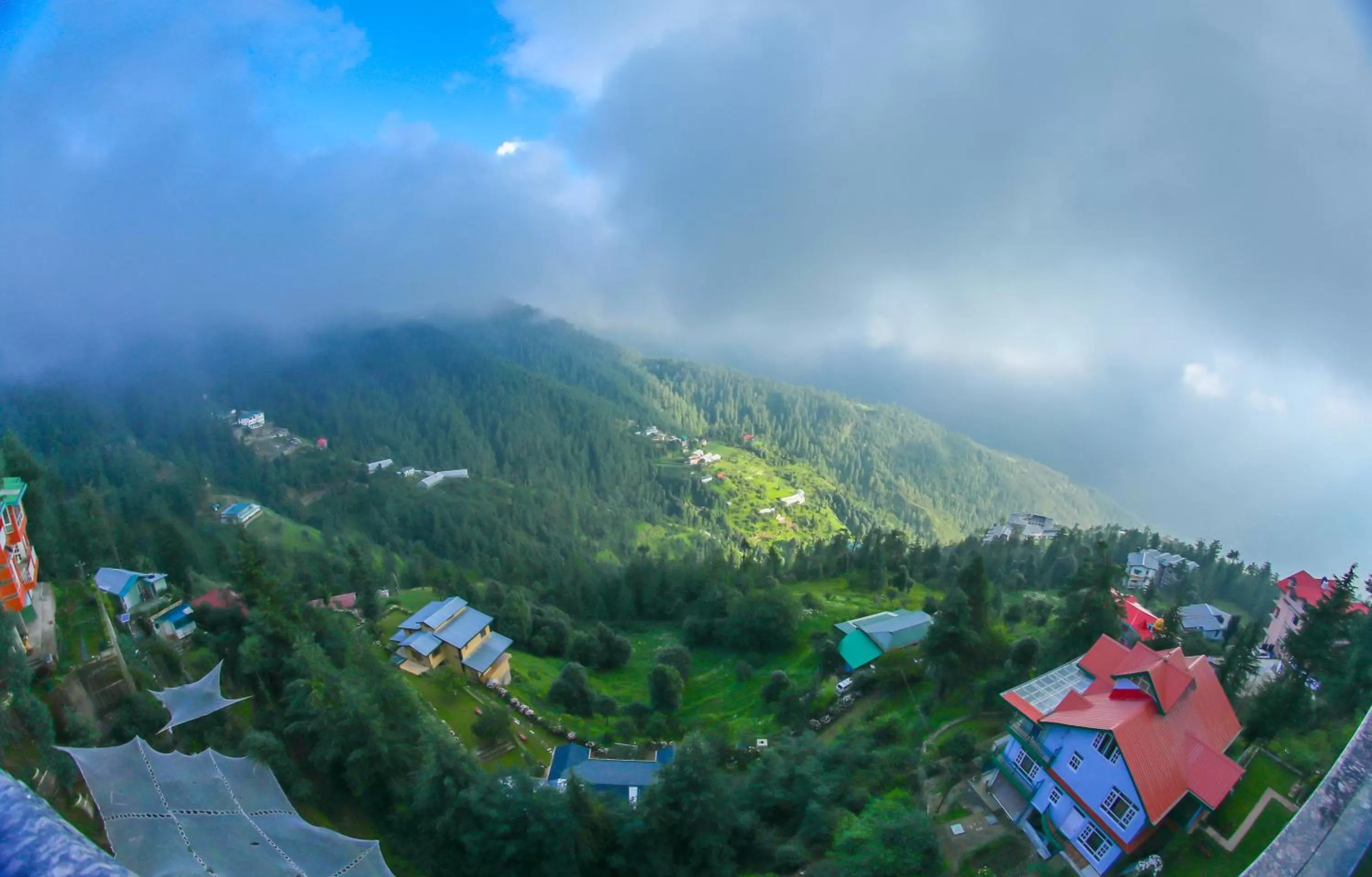 Mountain view, Bird's-eye View in The Retreat Mashobra, Shimla