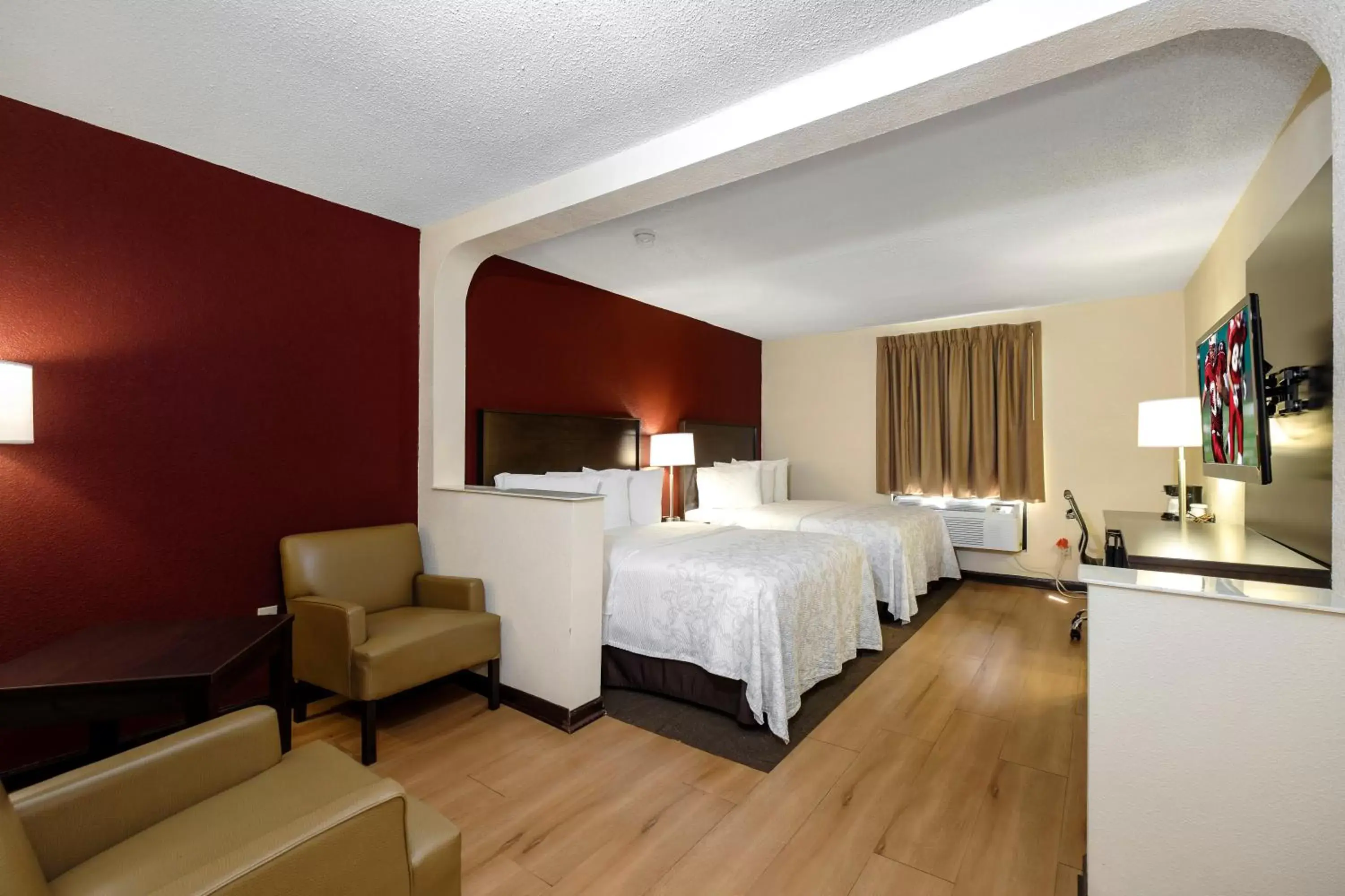 Photo of the whole room in Red Roof Inn PLUS+ & Suites Opelika