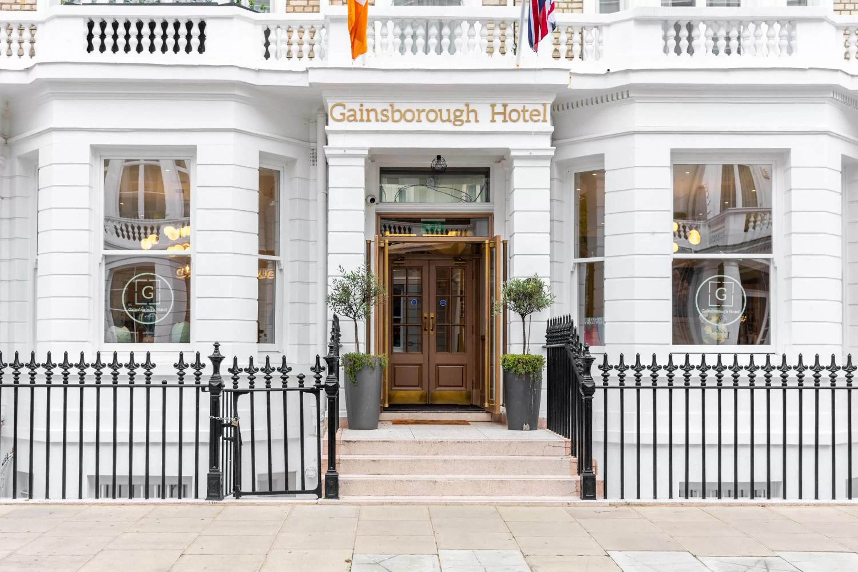 Property building in Gainsborough Hotel
