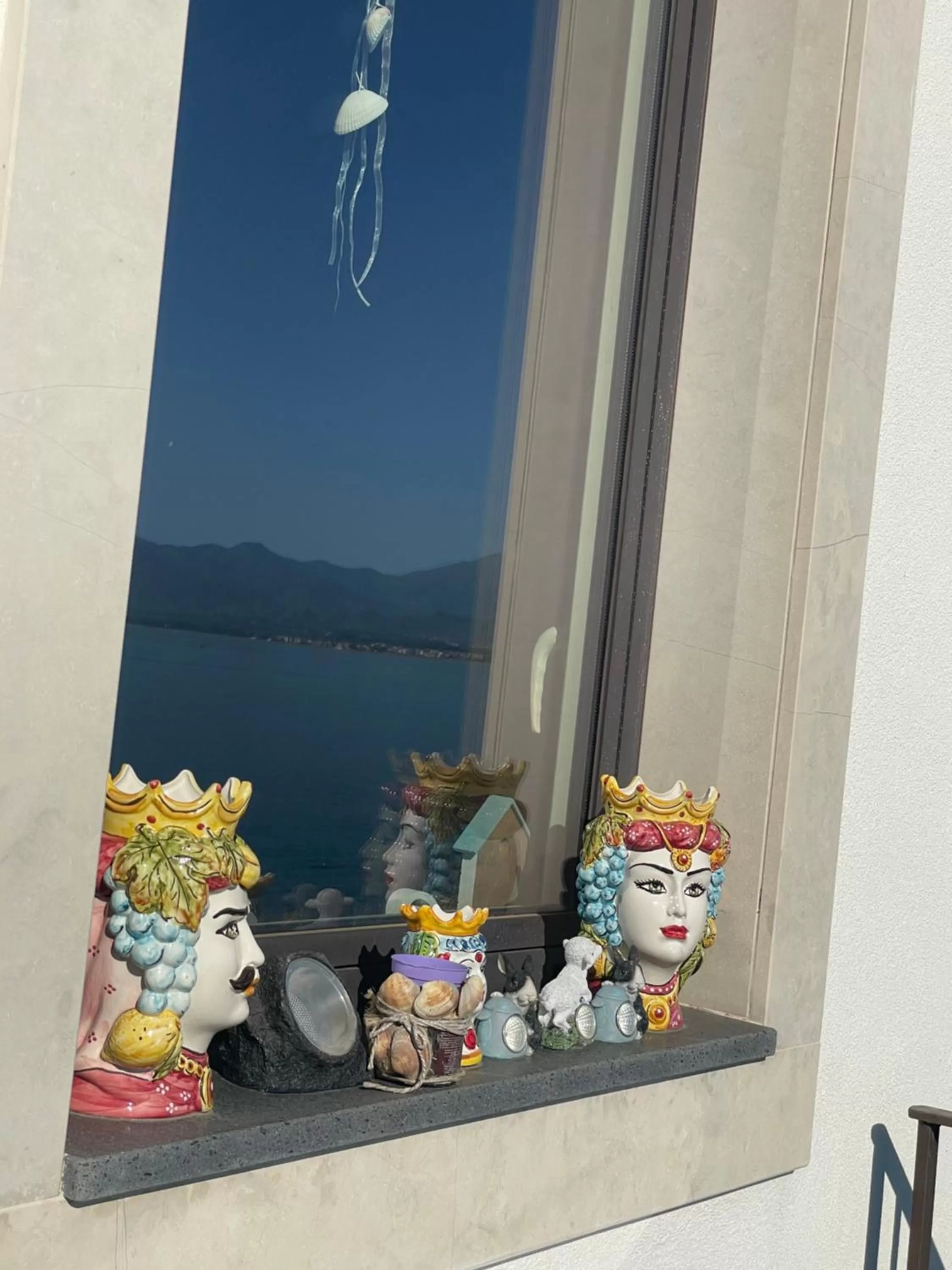 Decorative detail in Sunshine