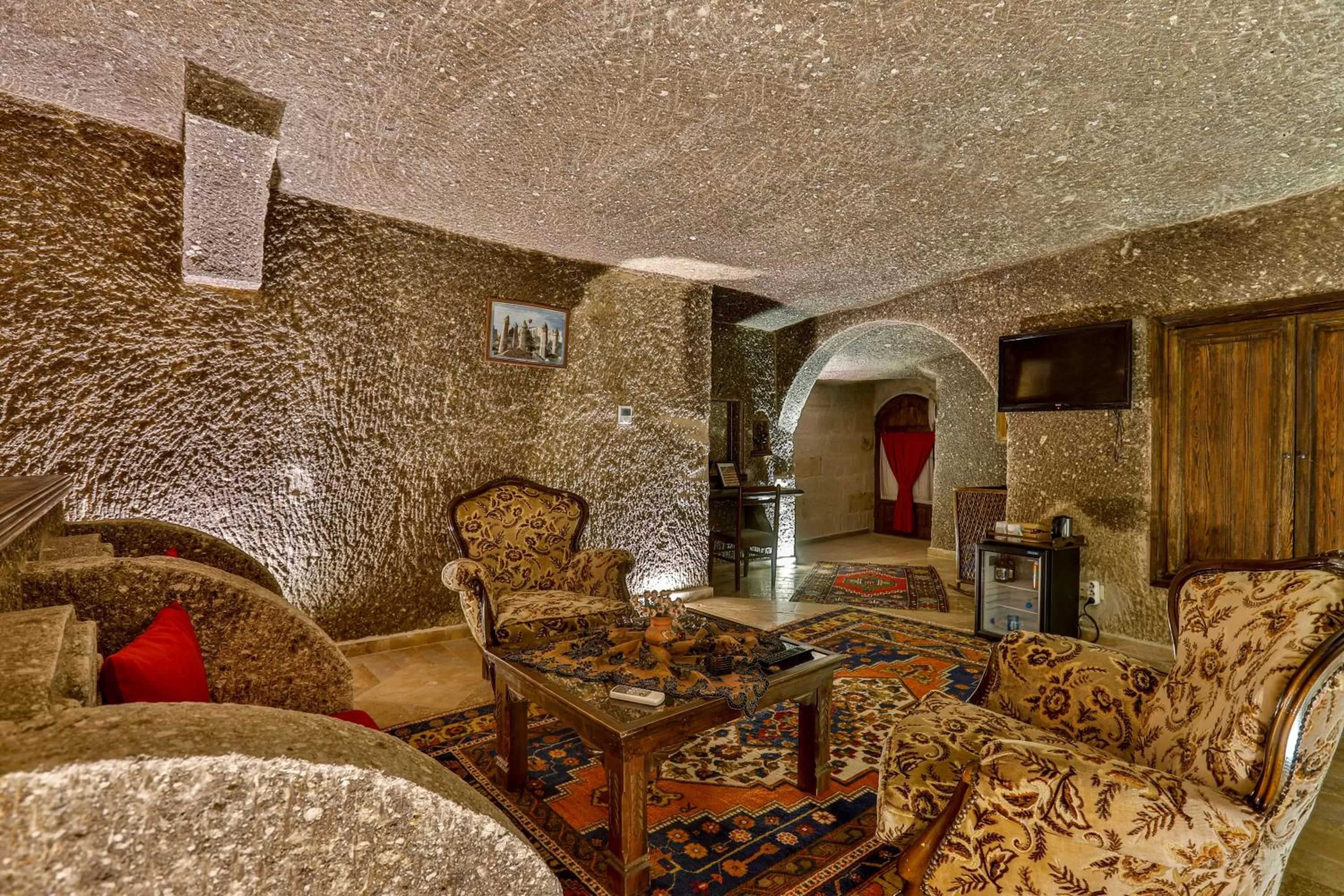 Seating area in Hidden Cave Hotel