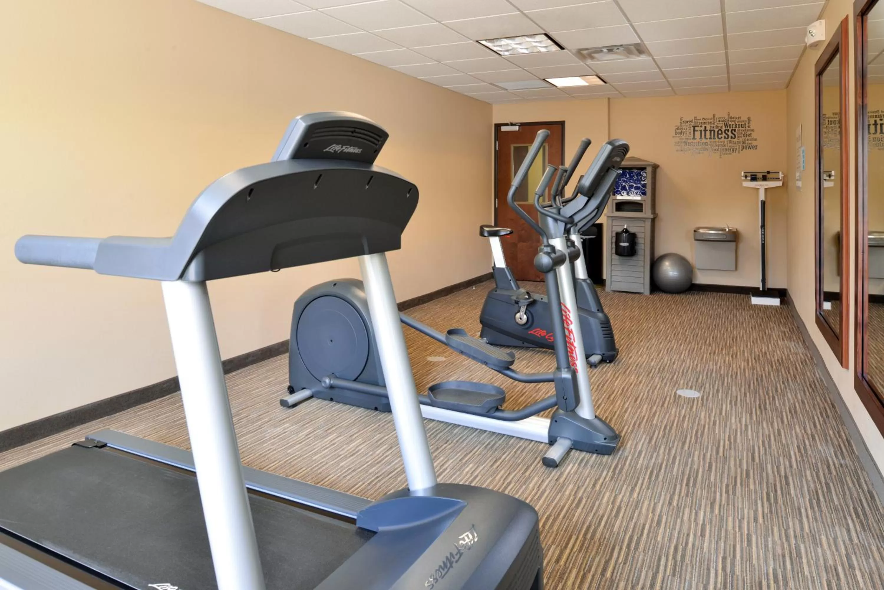 Fitness centre/facilities in Holiday Inn Express & Suites Globe by IHG