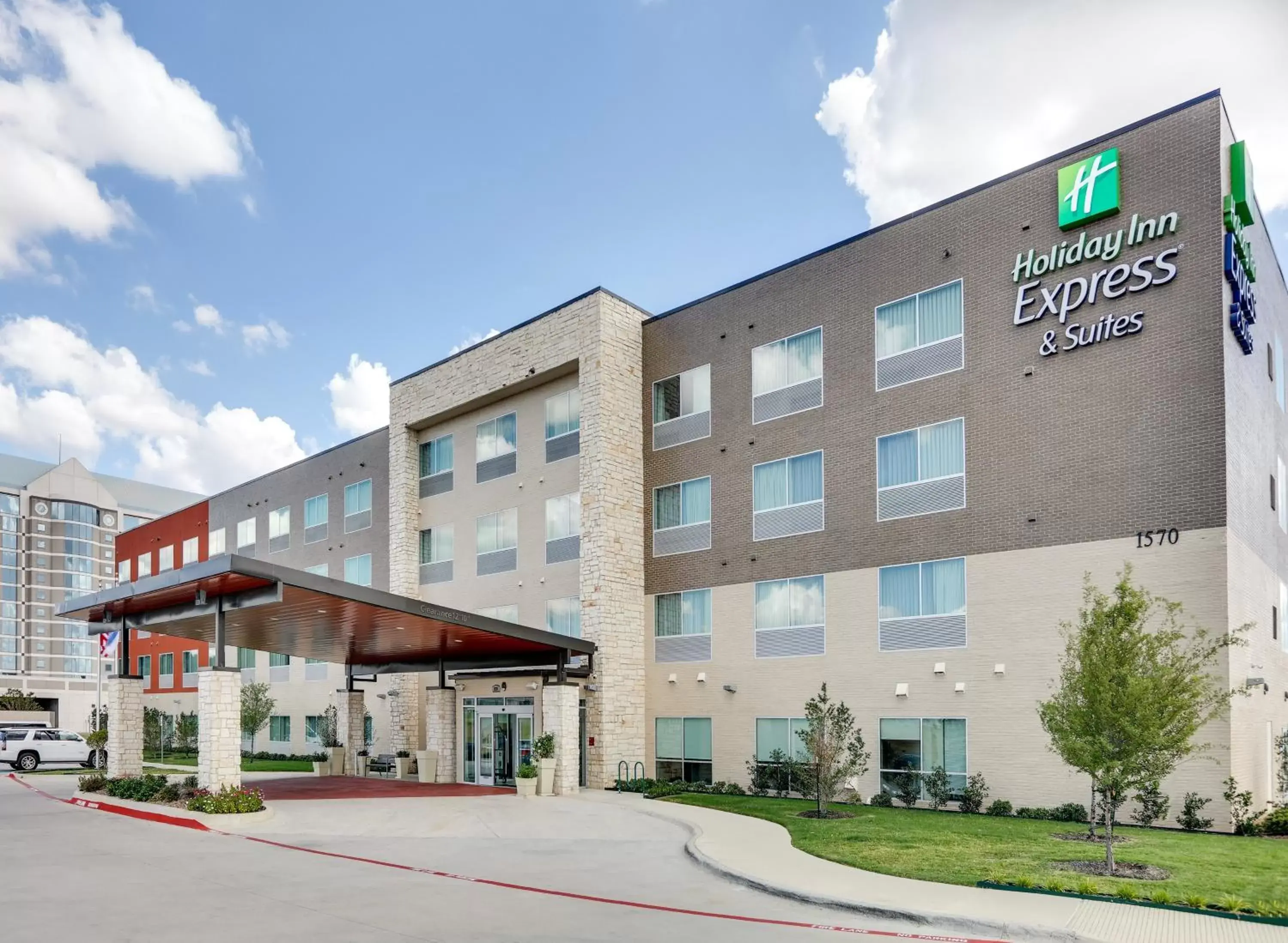Property Building in Holiday Inn Express & Suites - Farmers Branch, an IHG Hotel