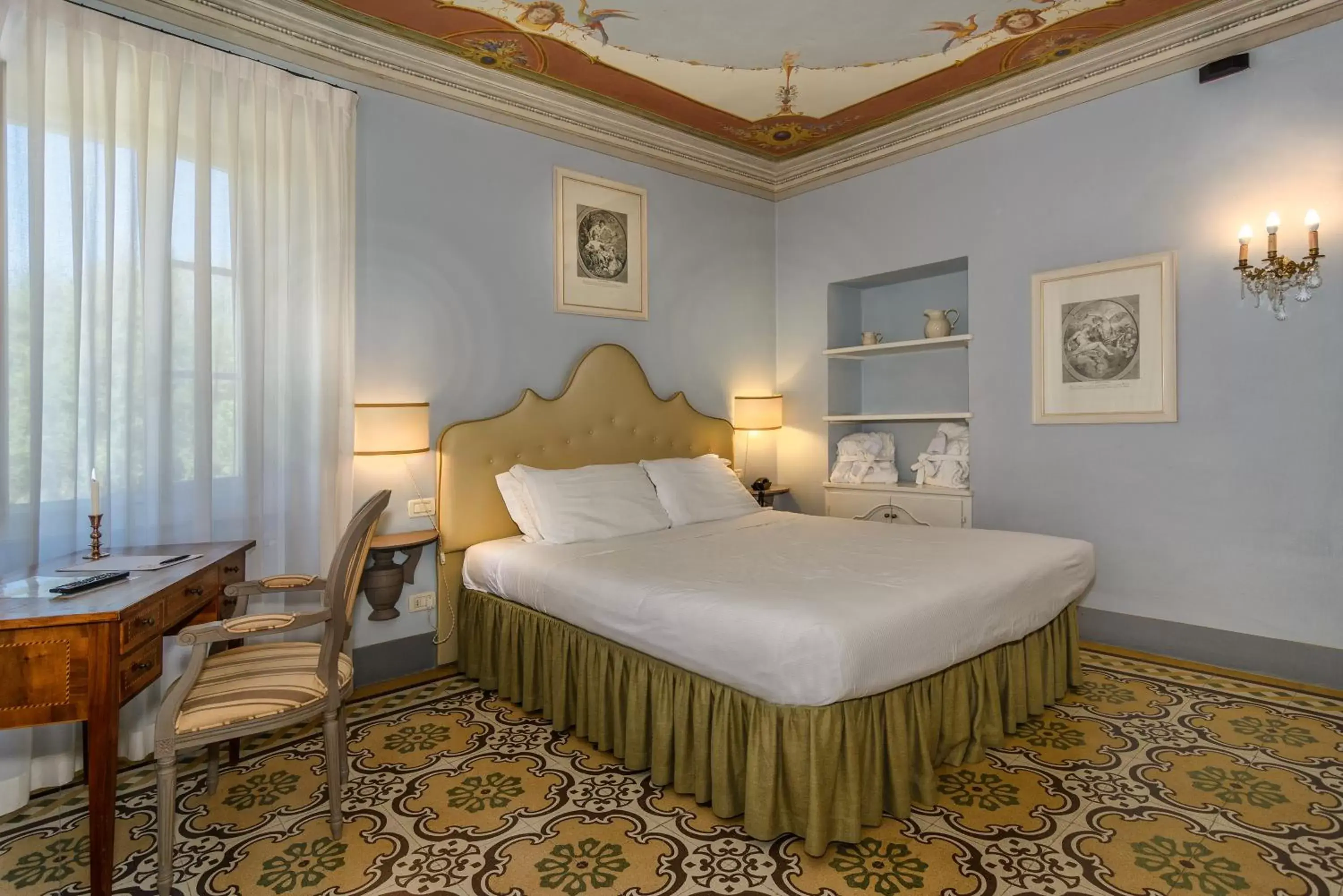 Bed in Hotel Albergo Villa Marta