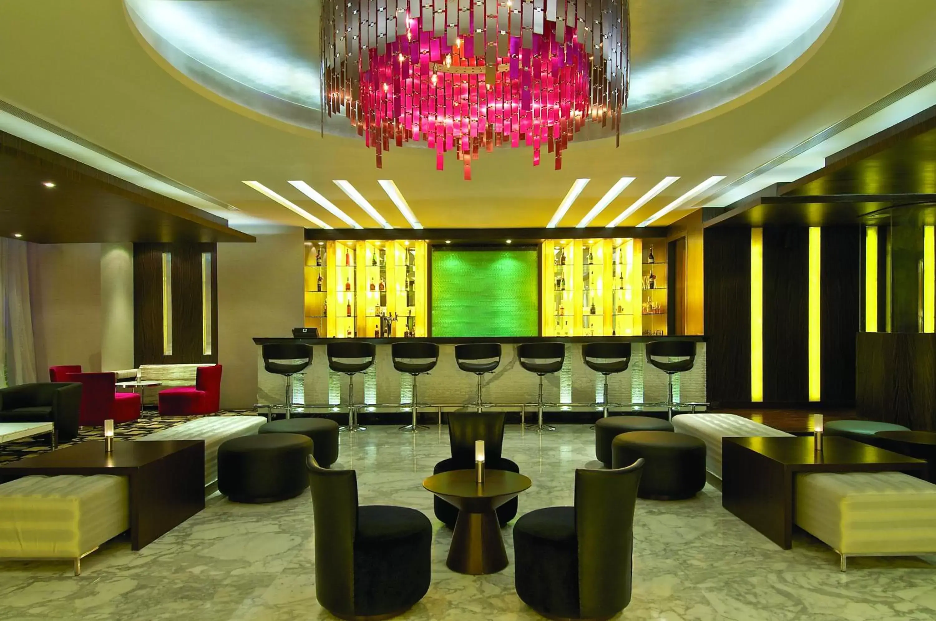 Lounge or bar in Vivanta Hyderabad, Begumpet