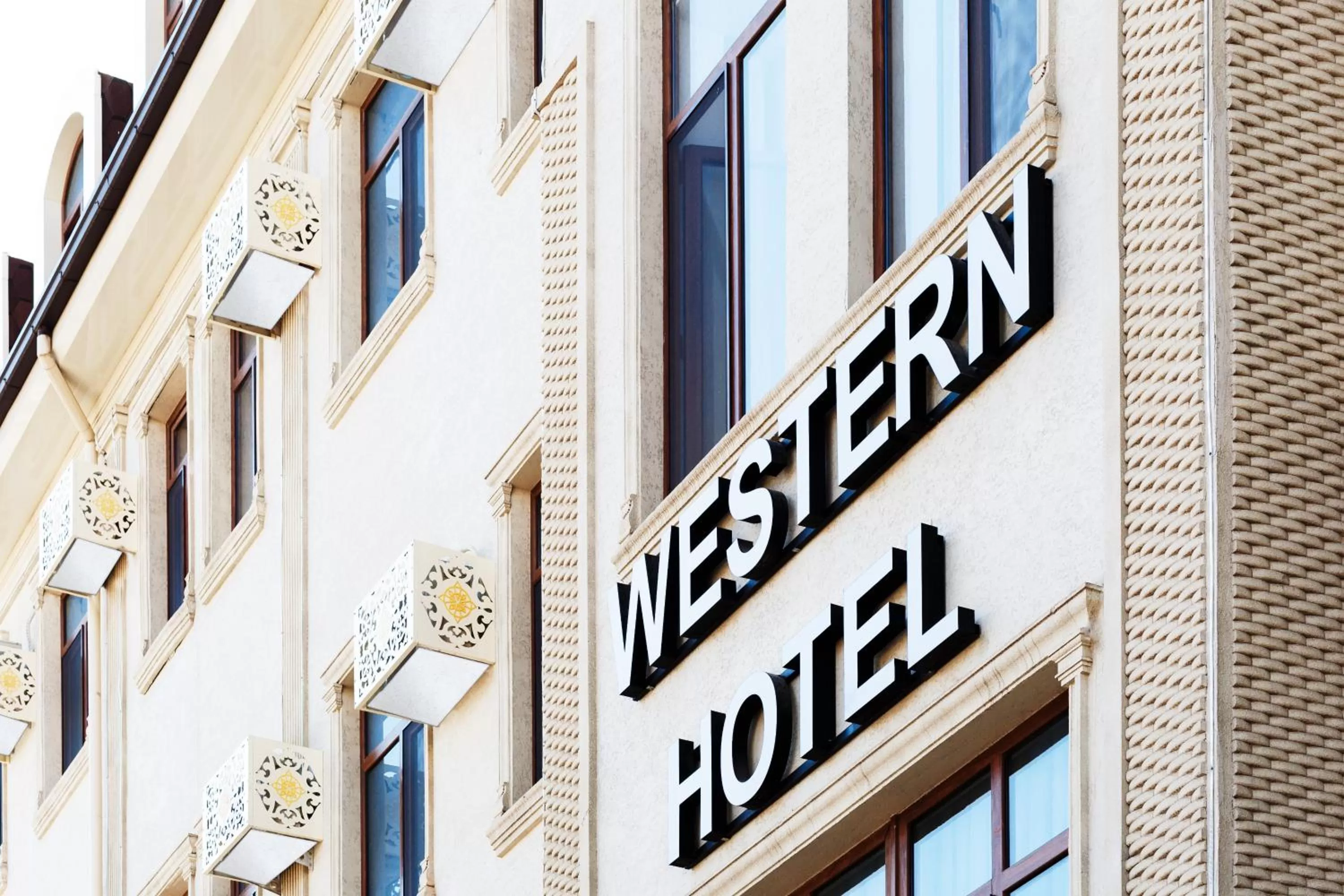 Property building in Western Suites Hotel