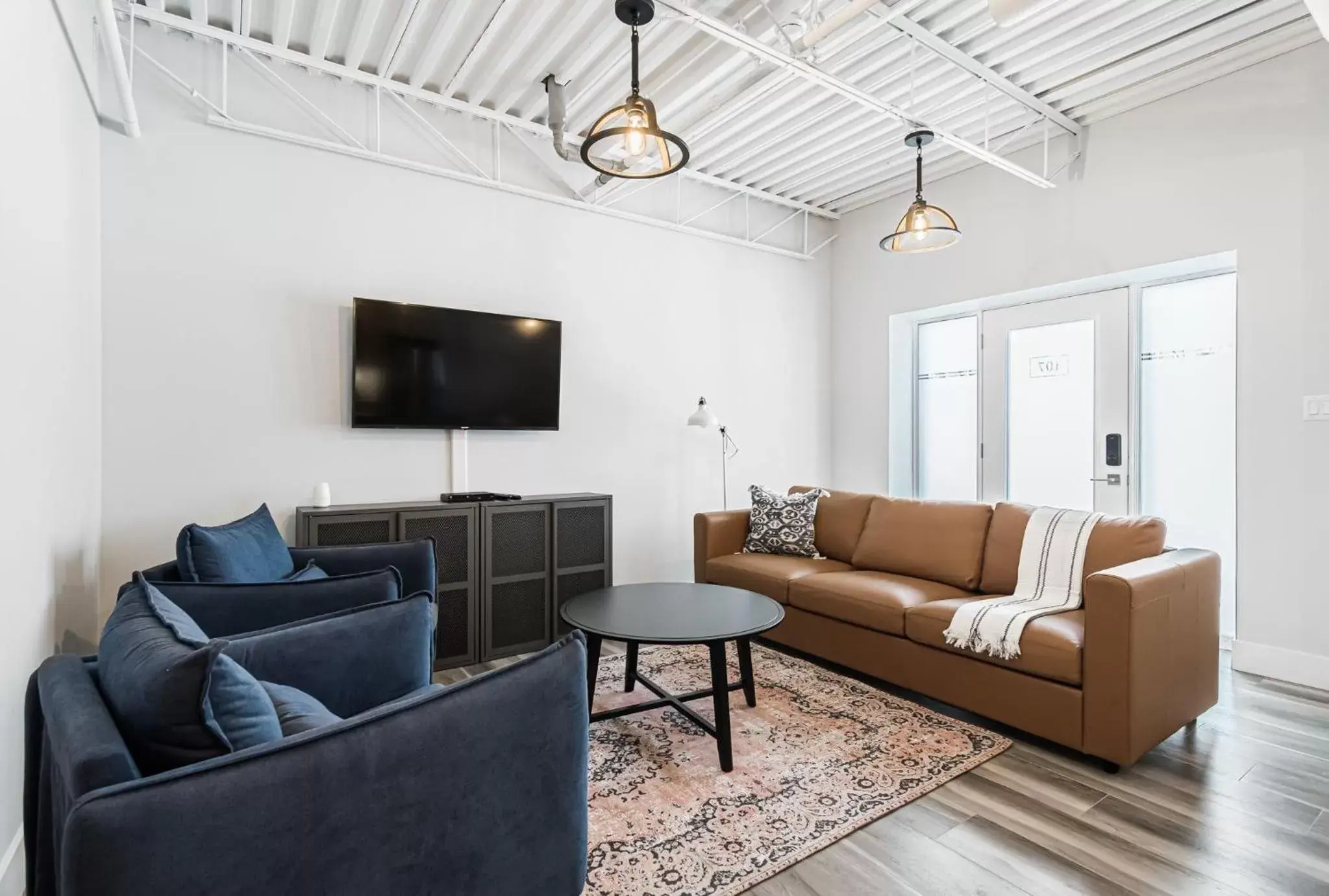 Living room, Seating Area in Station 1 by Terra Hospitality