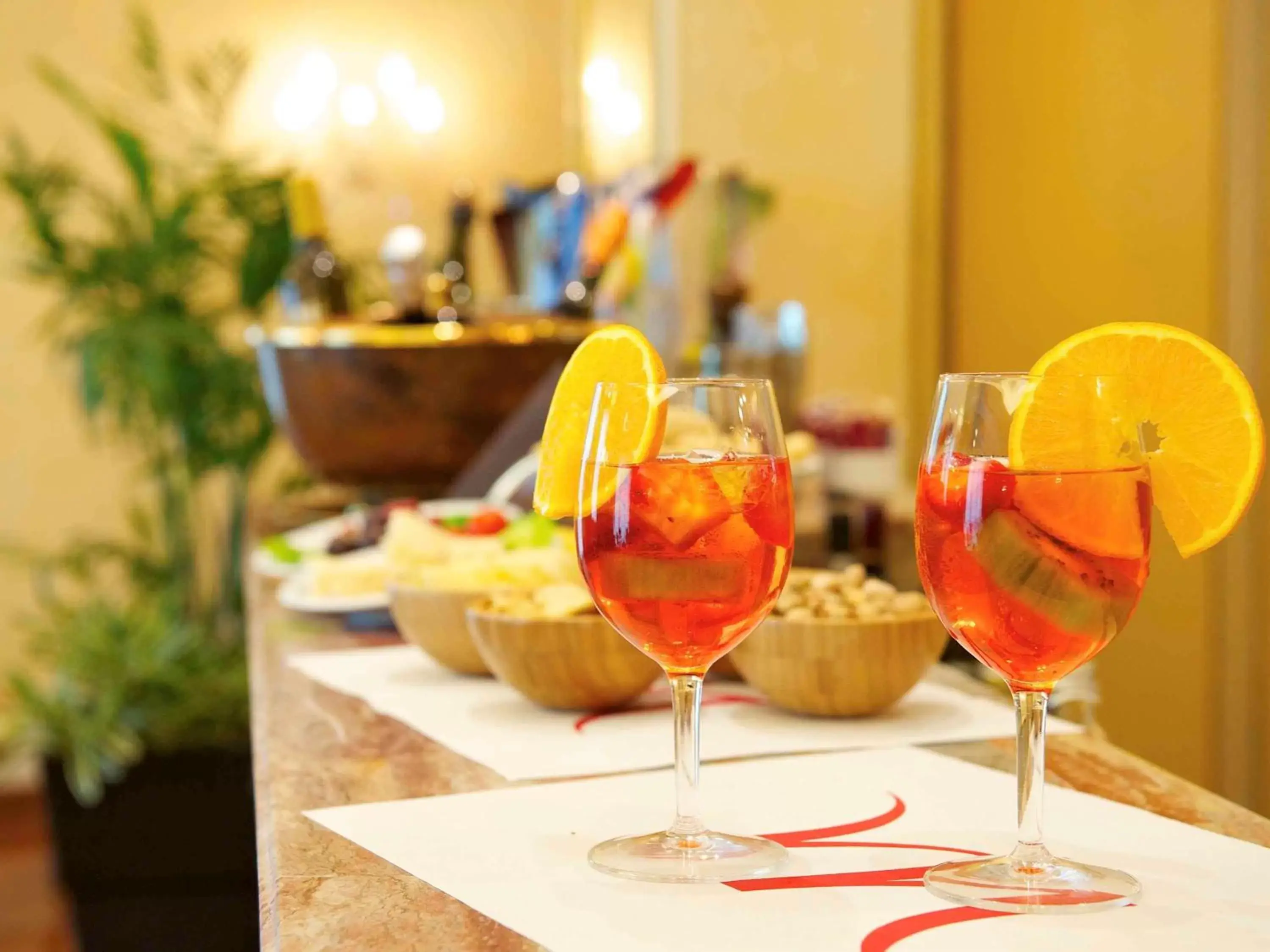 Lounge or bar in Mercure Parma Stendhal