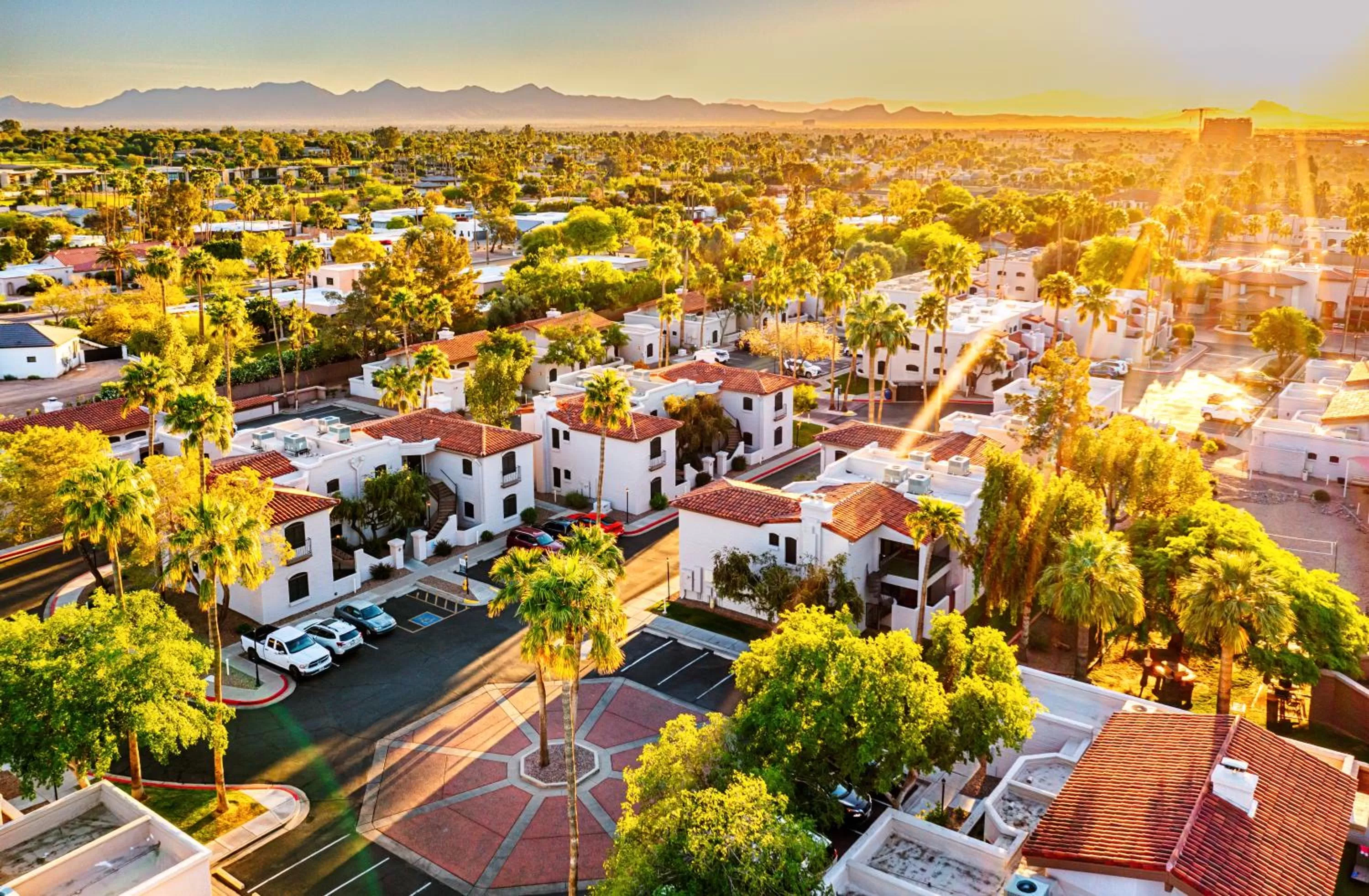 Neighbourhood in Scottsdale Camelback Resort
