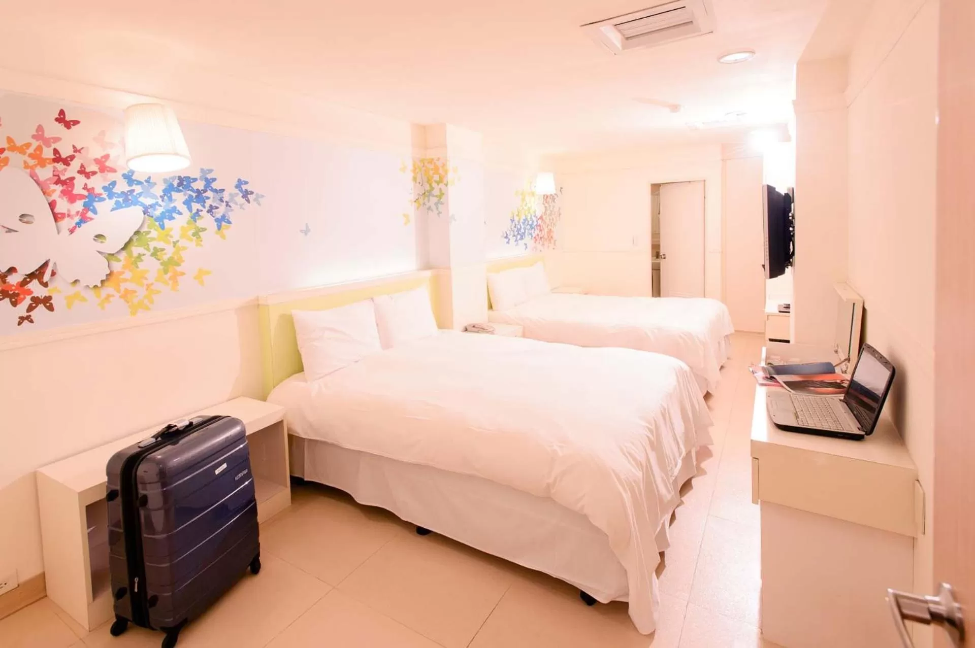 Bed in Kiwi Express Hotel - Zhong Zheng Branch