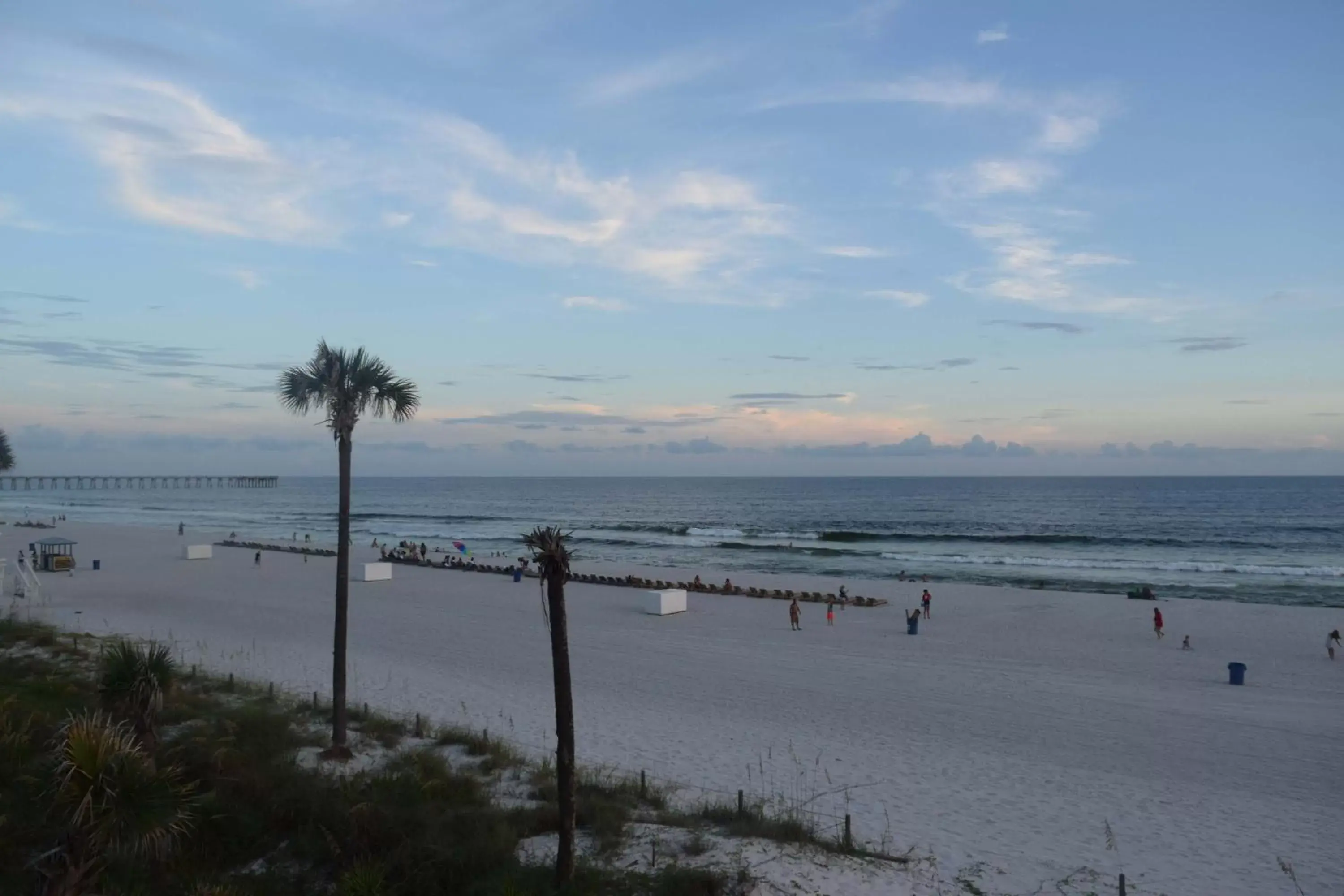 Balcony/Terrace, Beach in Days Inn by Wyndham Panama City Beach/Ocean Front