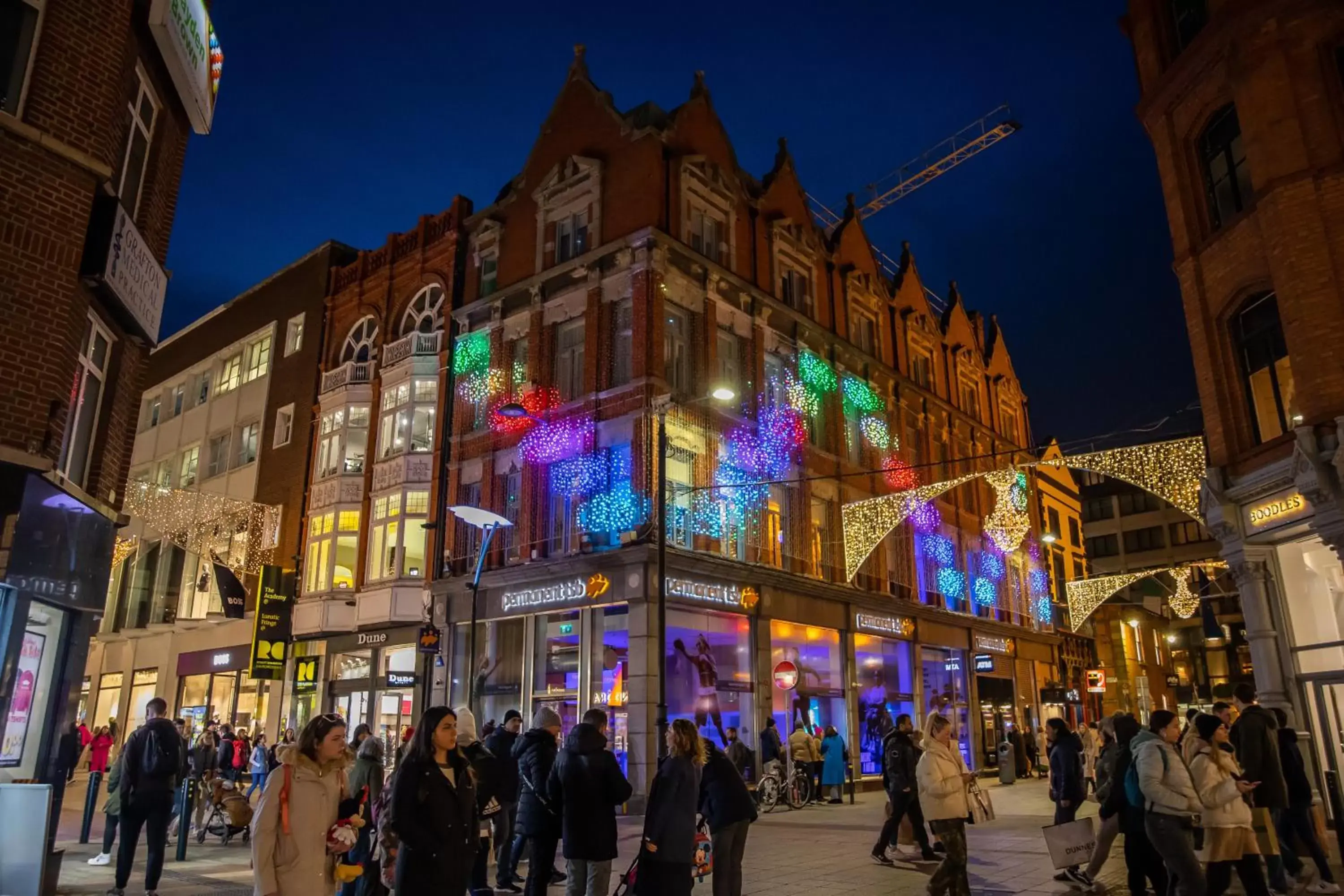 Property building in Grafton Street Studios by City Break Apartments