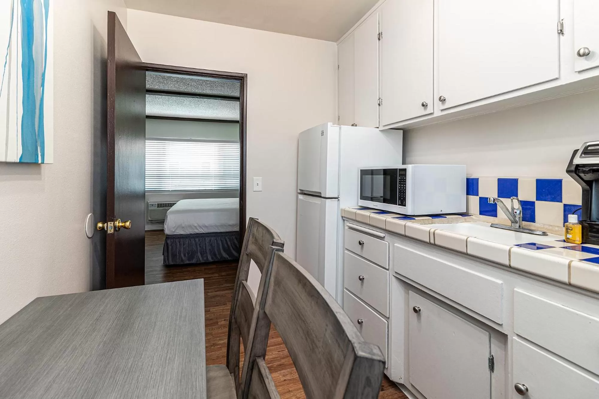 Bed, Kitchen/Kitchenette in 2021 Olive