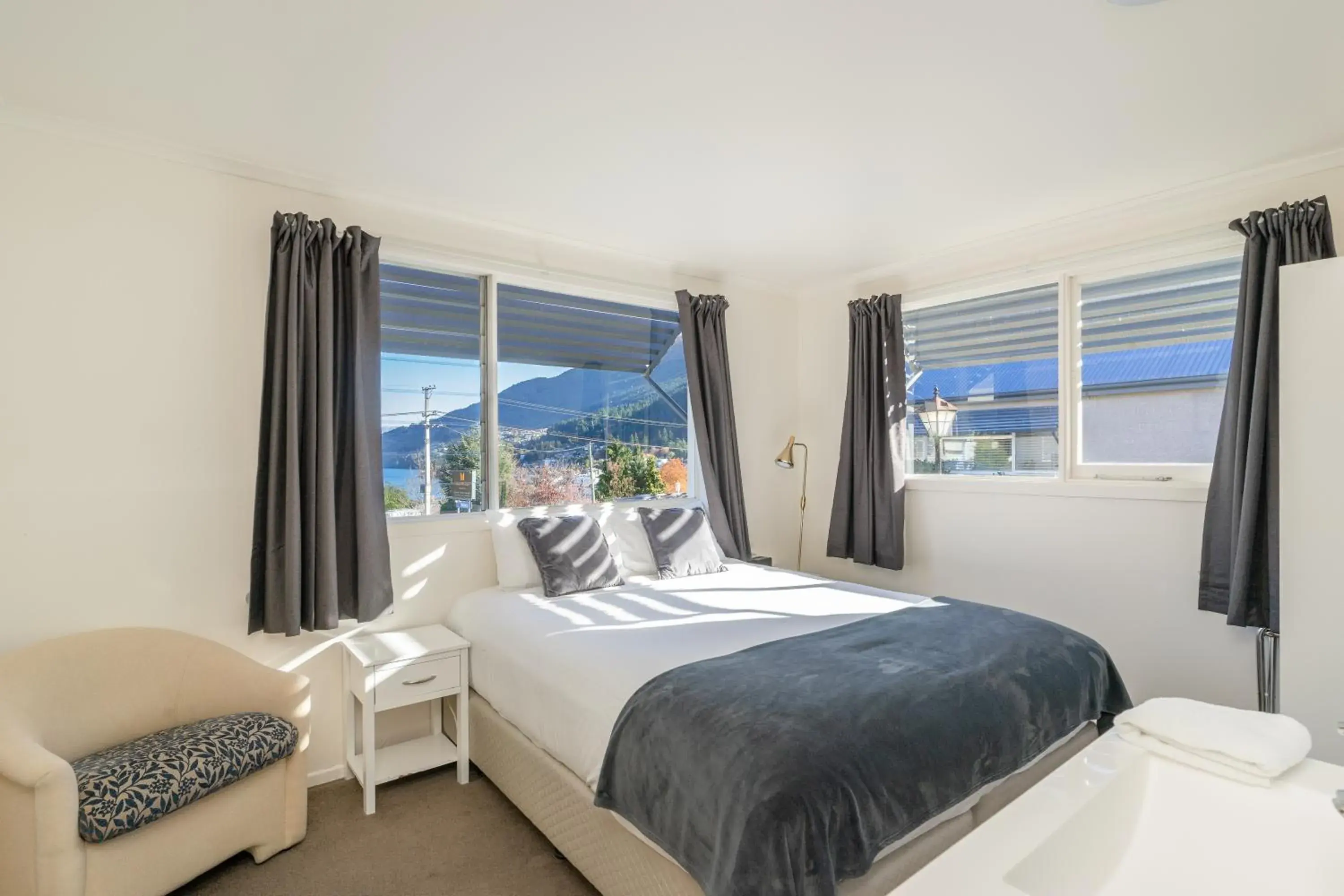 Bedroom in Melbourne Lodge