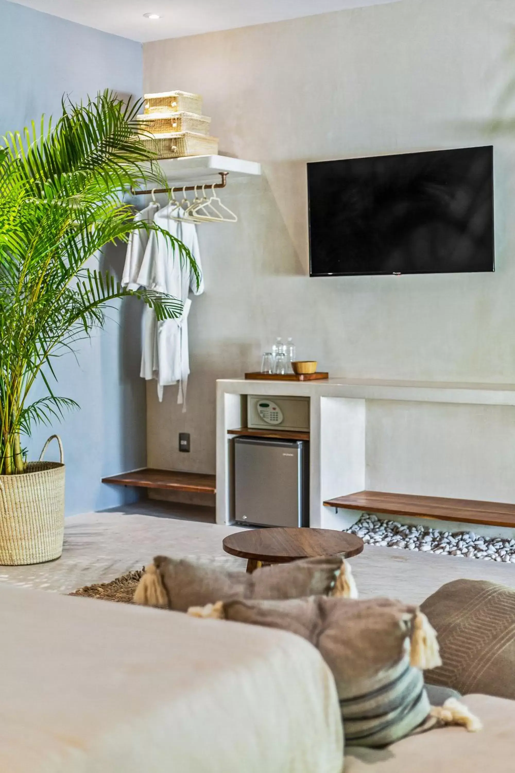 TV and multimedia, TV/Entertainment Center in Zenses Wellness and Yoga Resort - Adults Only