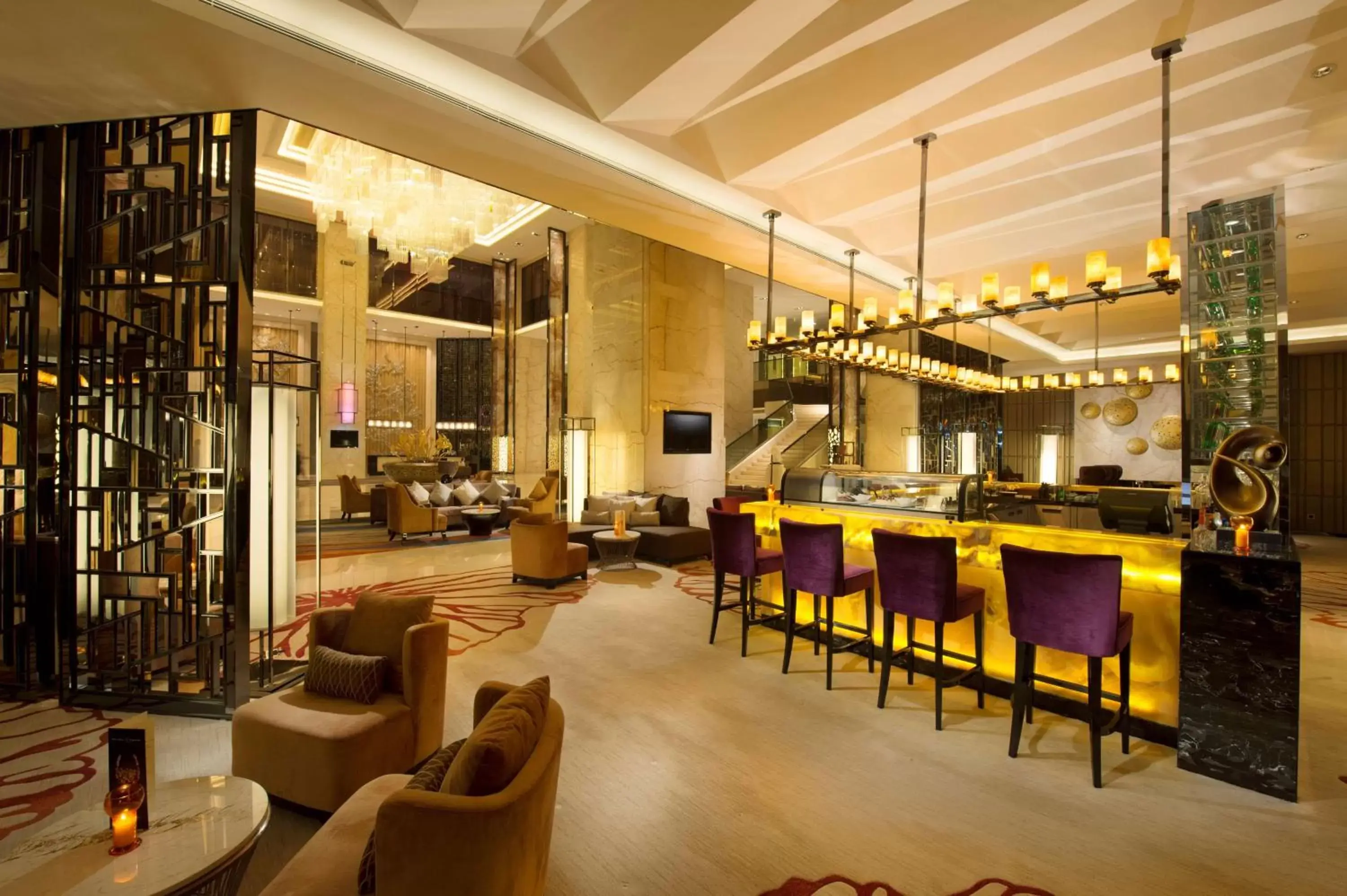 Lounge or bar, Restaurant/Places to Eat in Hilton Zhongshan Downtown
