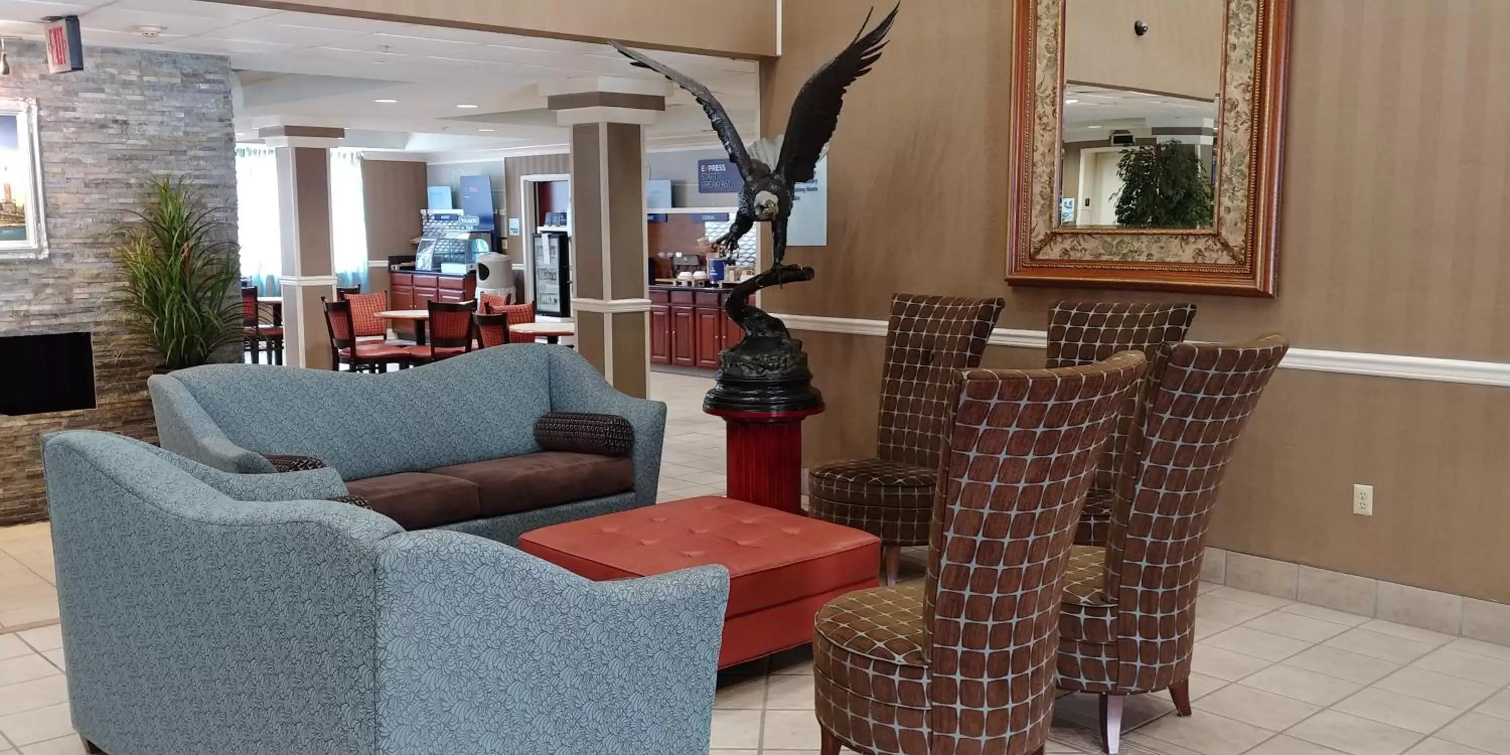 Property building, Lounge/Bar in Holiday Inn Express Hotel & Suites West Point-Fort Montgomery, an IHG Hotel