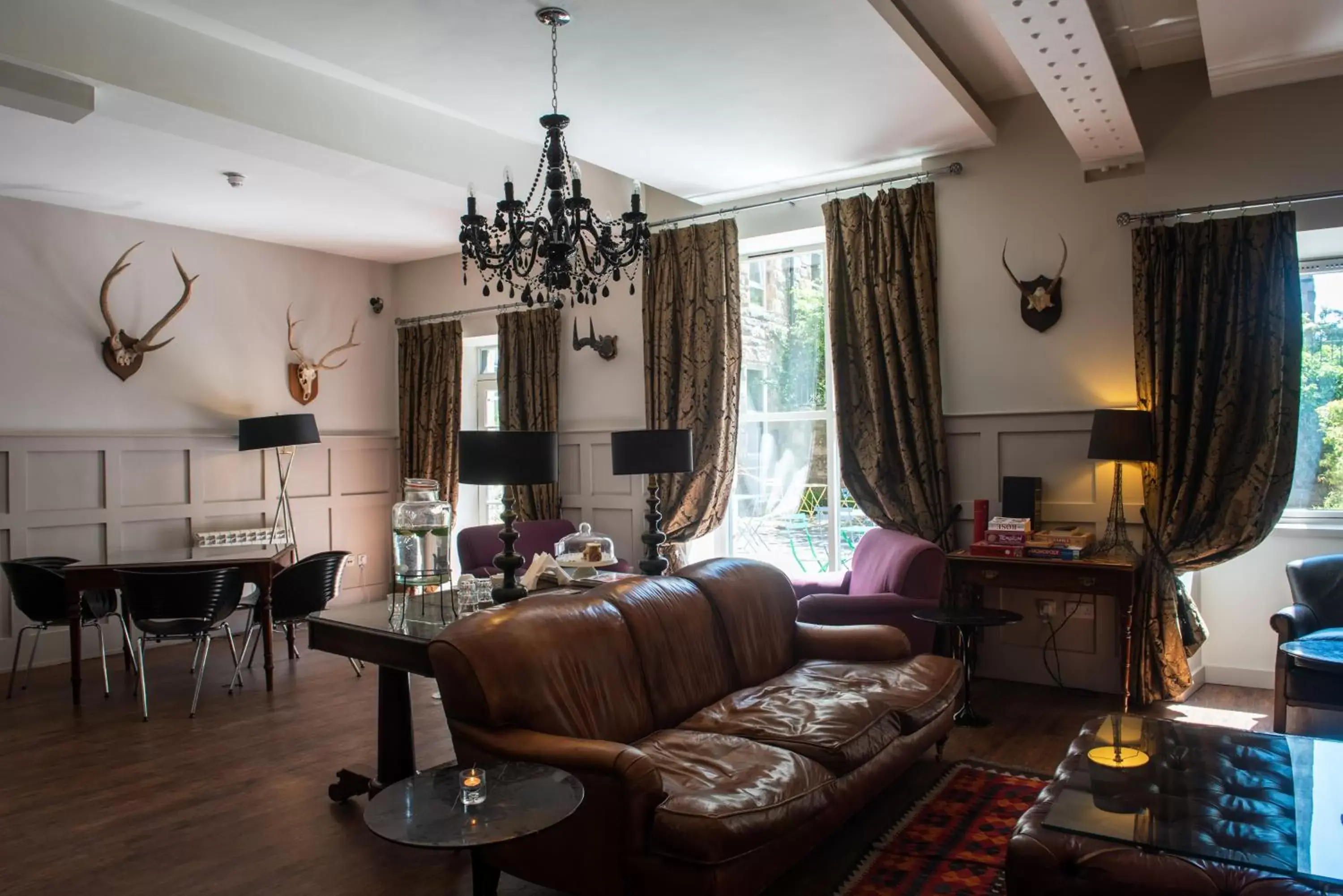 Lounge or bar, Seating Area in Brooks Hotel