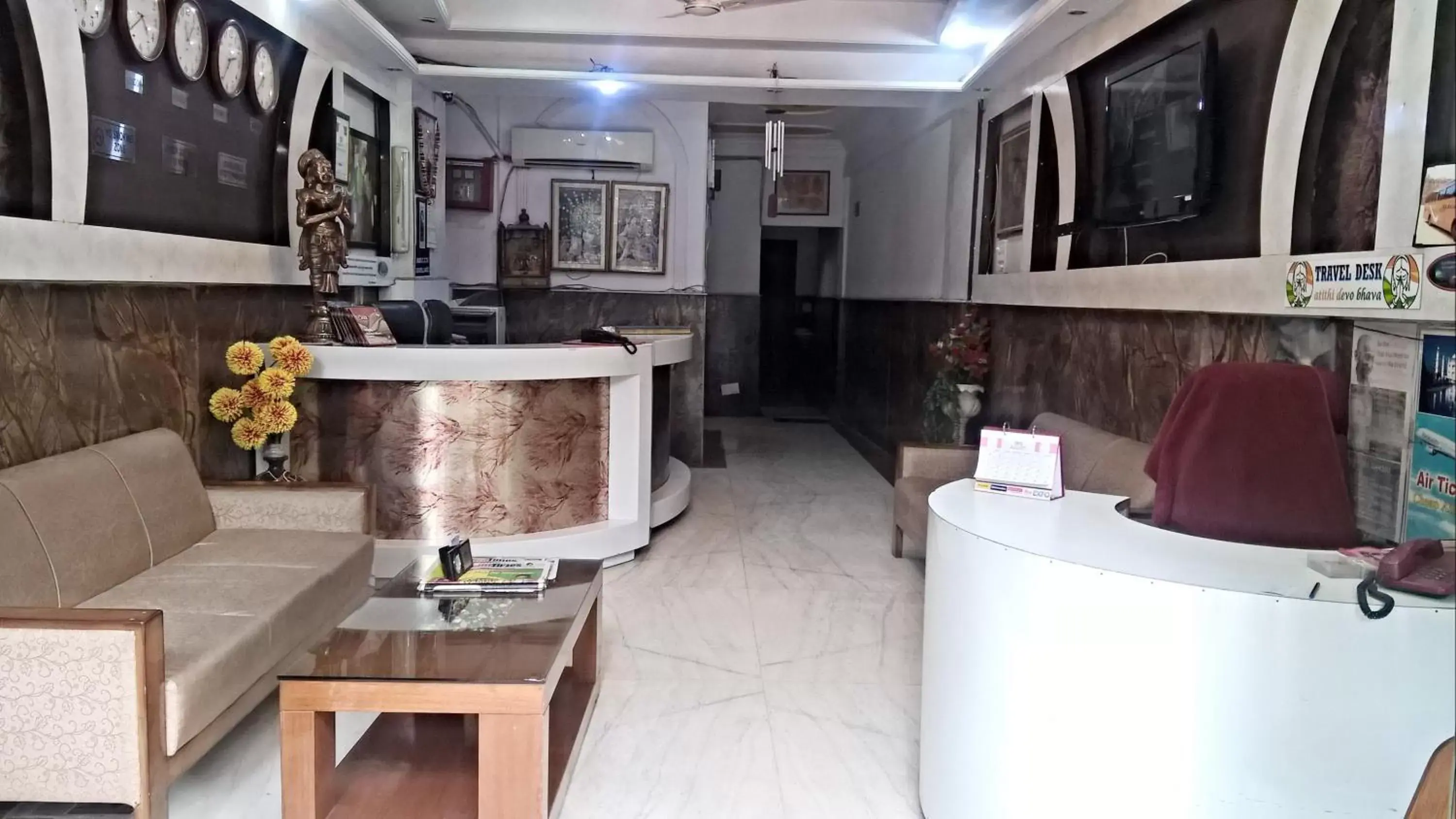 Lobby or reception, Lobby/Reception in Hotel Su Shree Continental 5 Minutes Walk From New Delhi Railway Station