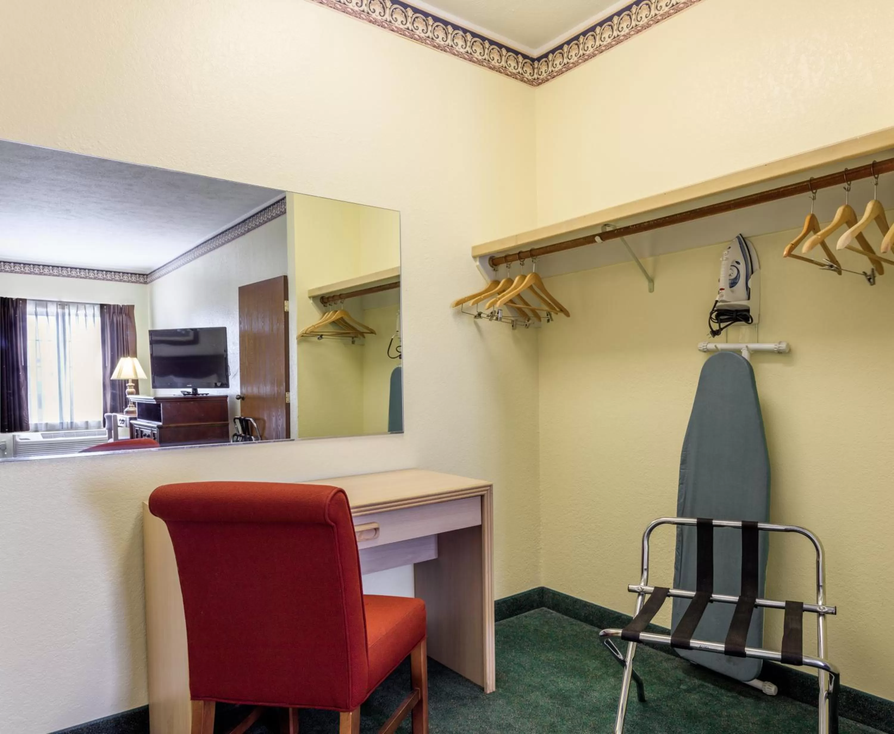 Decorative detail in Branson Towers Hotel