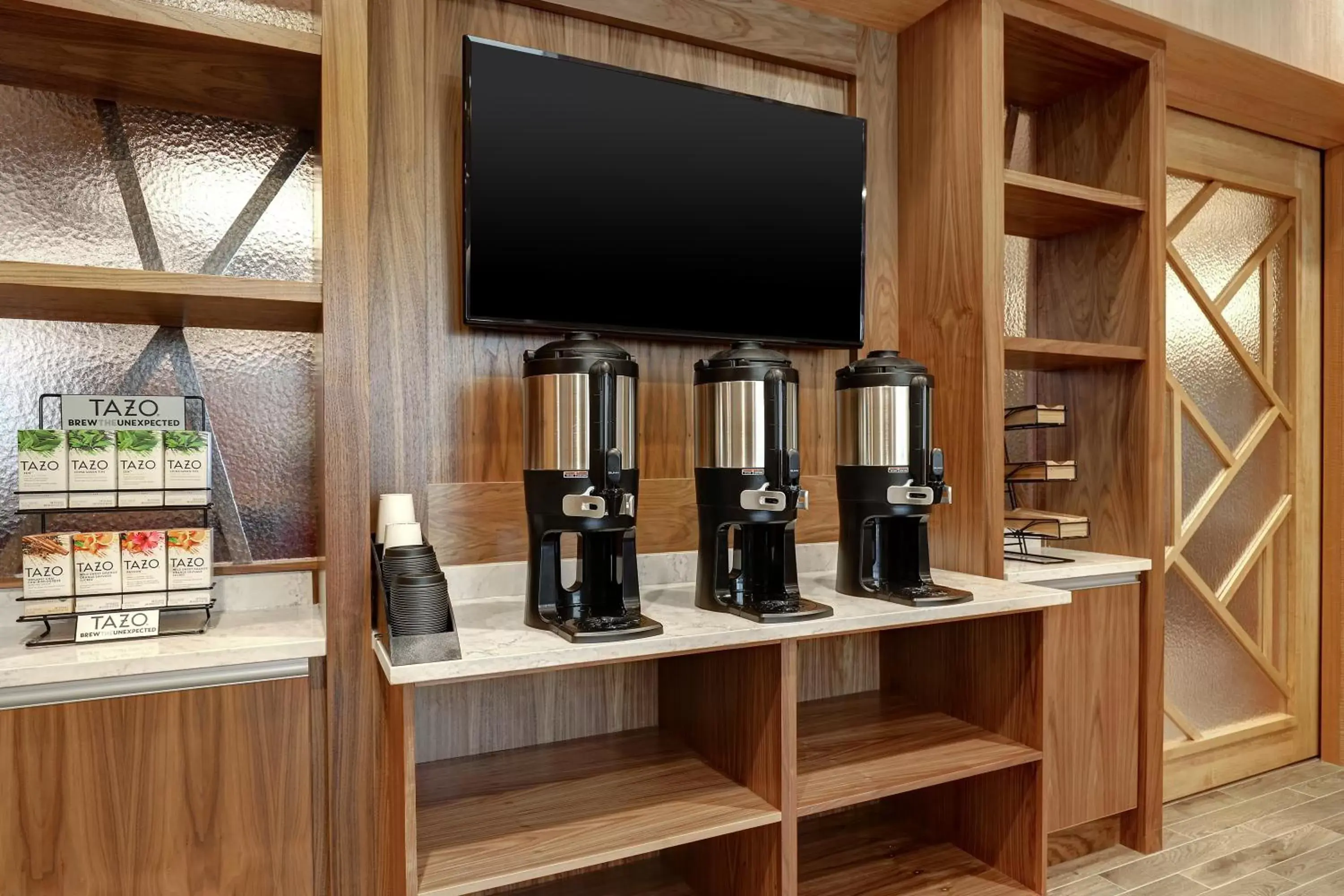 Coffee/tea facilities in Hyatt Place Ottawa West