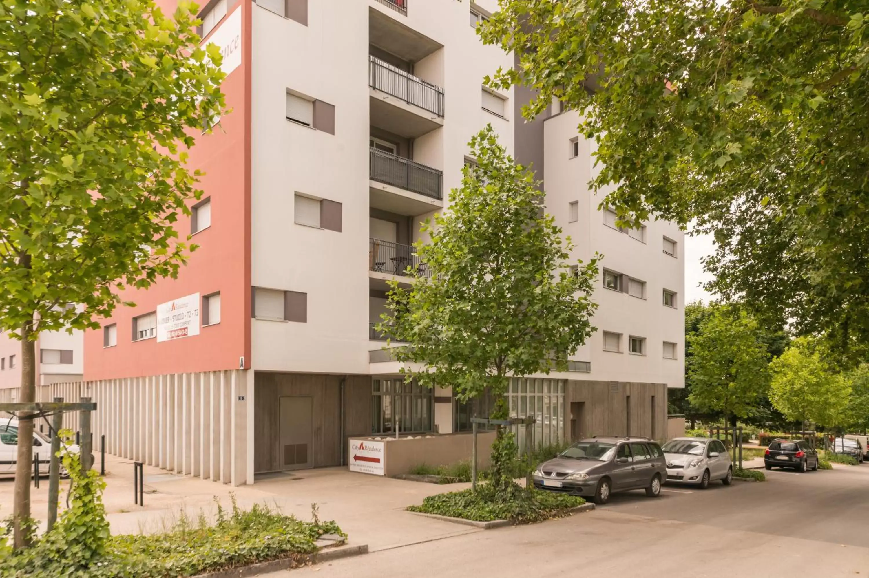 Facade/entrance, Property Building in City Résidence Nantes La Chantrerie