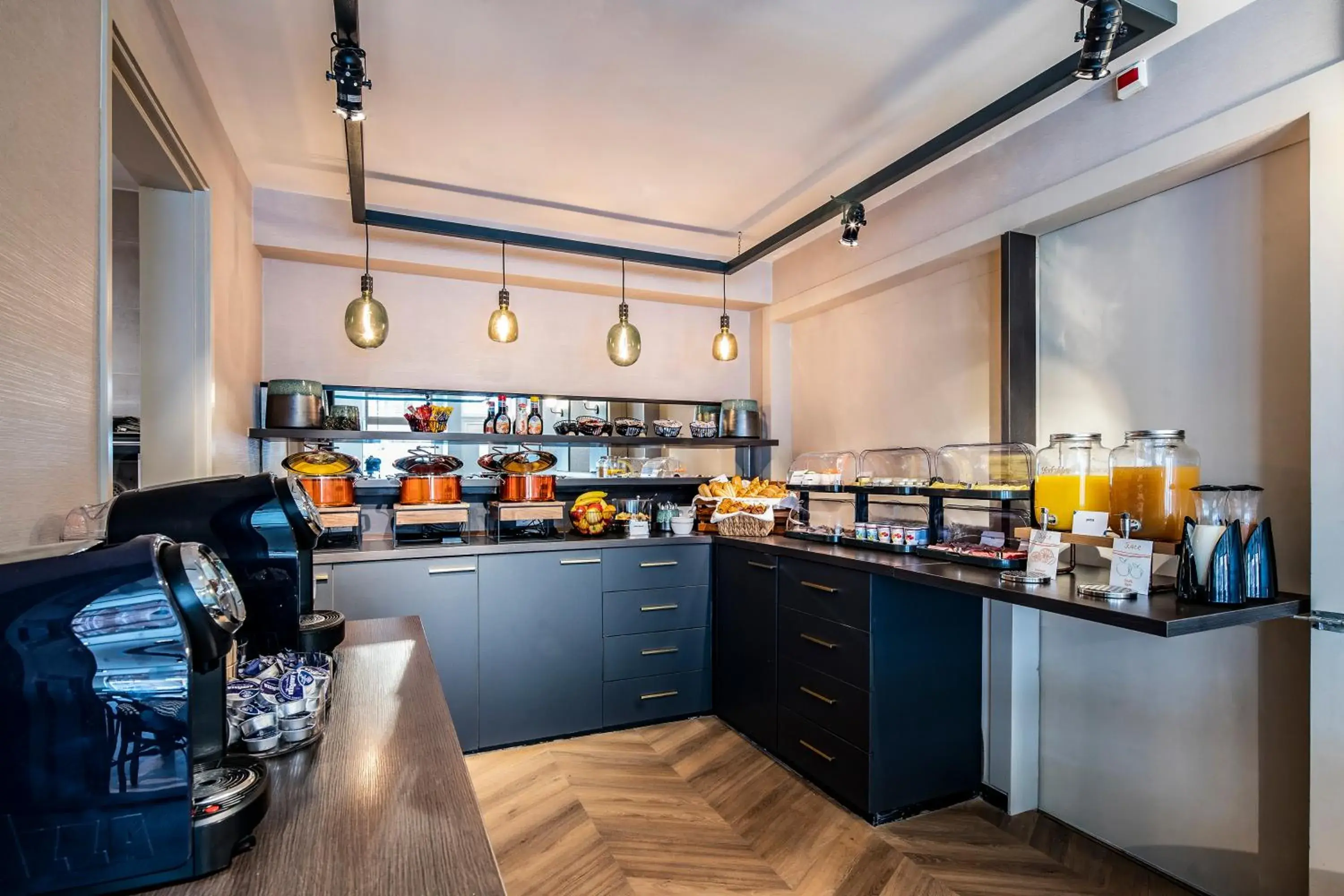 Buffet breakfast in Hotel Atlantis Amsterdam Buffet breakfast in Hotel Atlantis Amsterdam