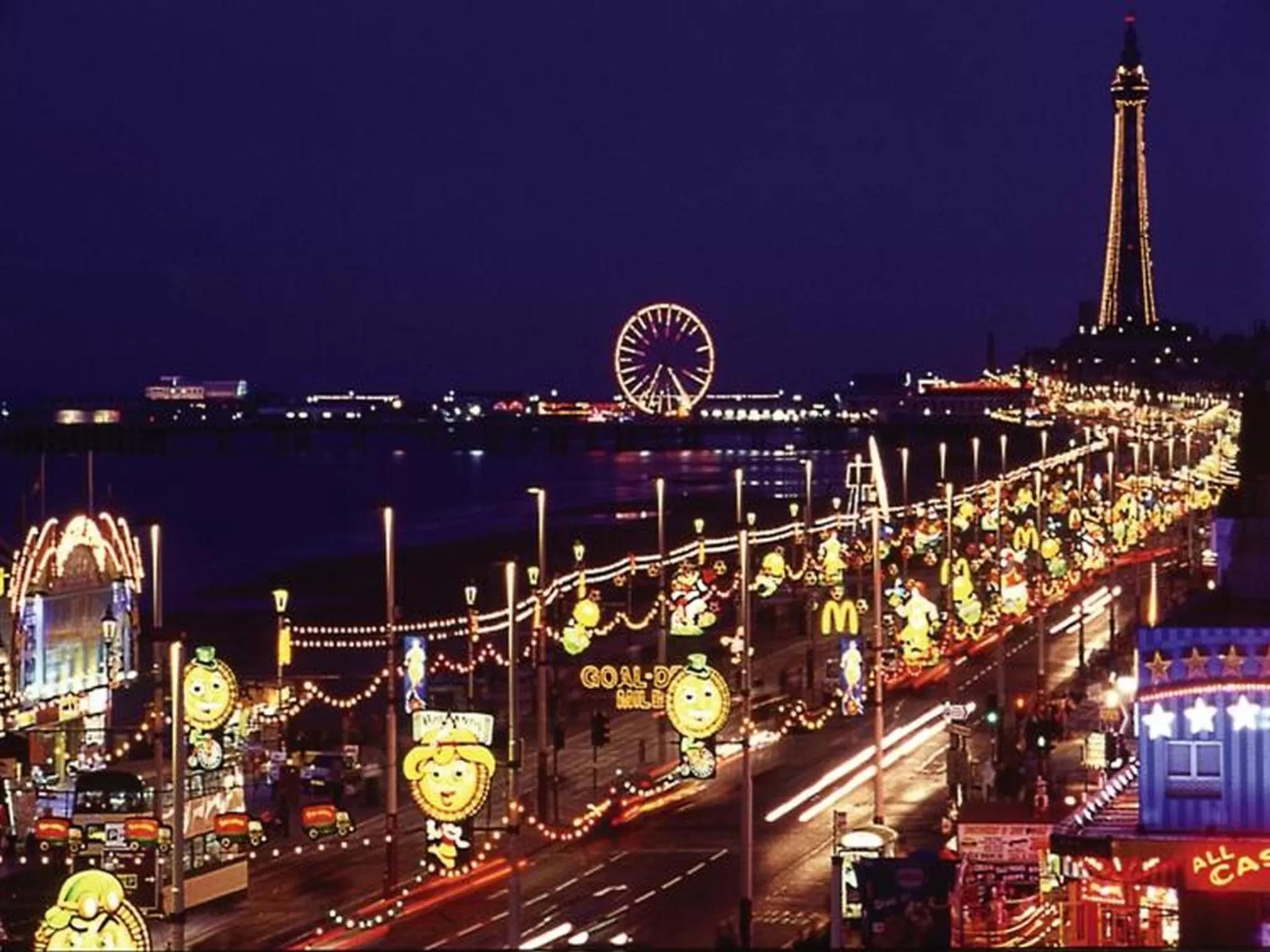 Street view in Palm Beach Hotel by the Sea