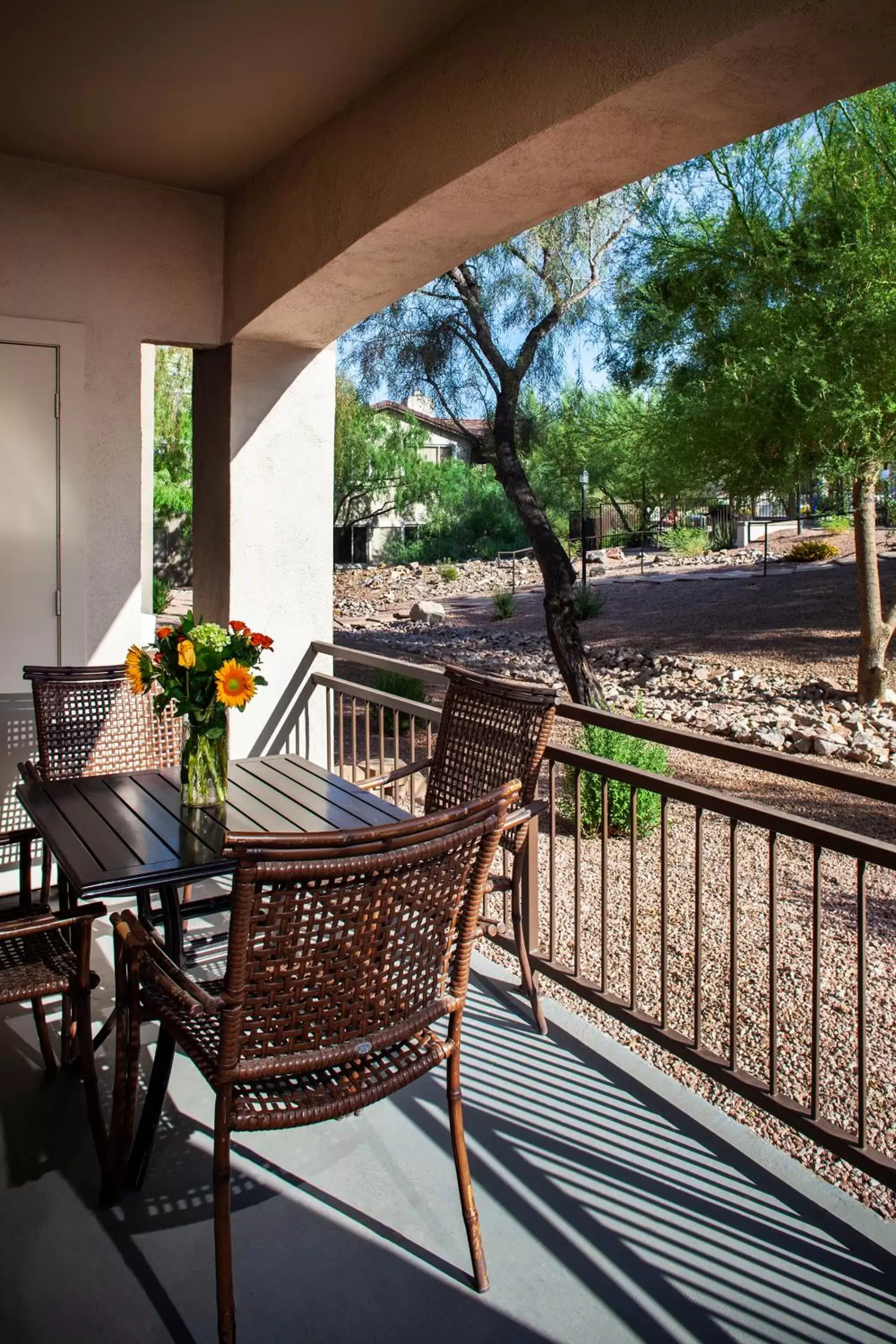 One-Bedroom Apartment in Luxury Condos by Meridian CondoResorts- Scottsdale One-Bedroom Apartment in Luxury Condos by Meridian CondoResorts- Scottsdale