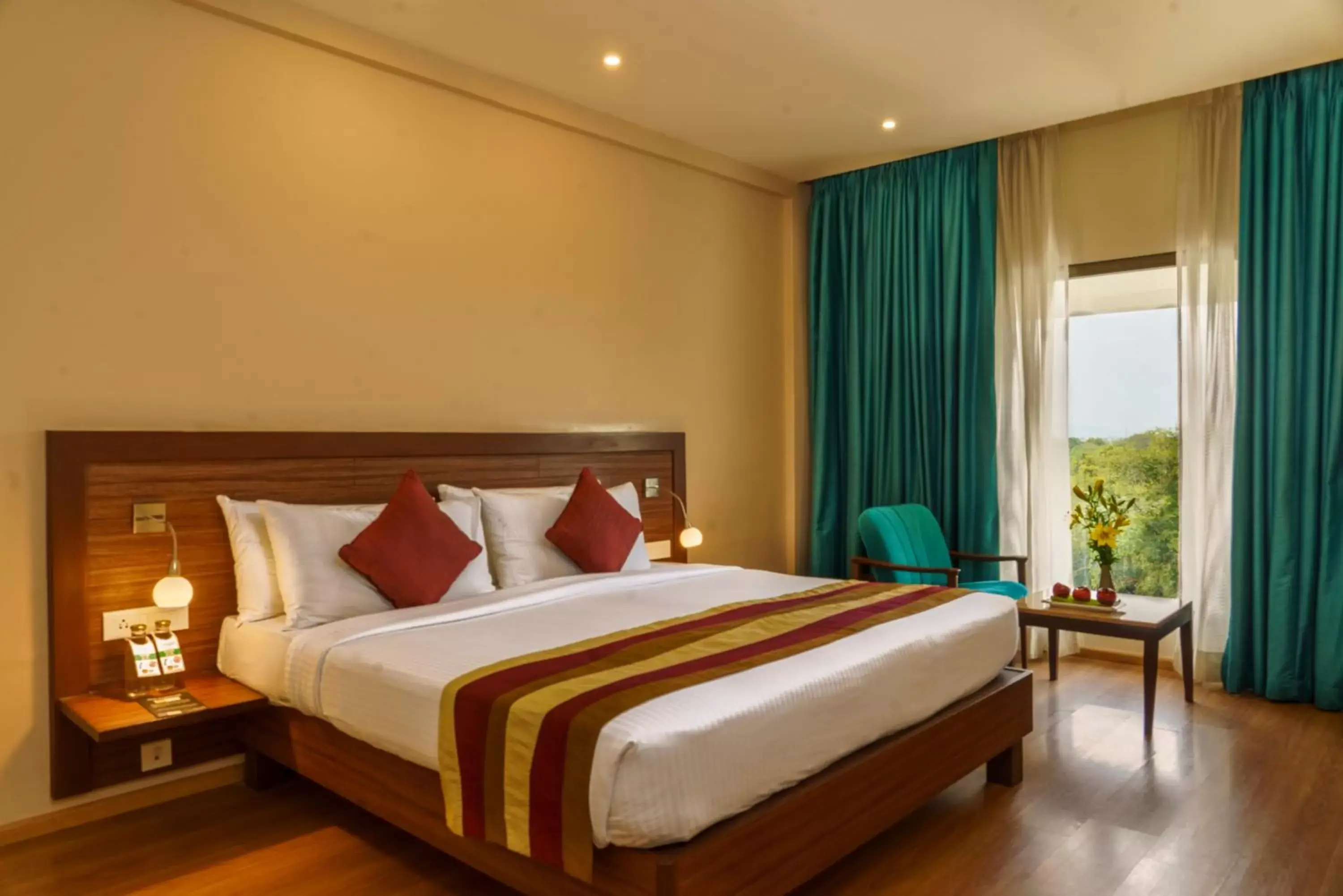 Bed in Fortune Pandiyan Hotel, Madurai - Member ITC's Hotel Group