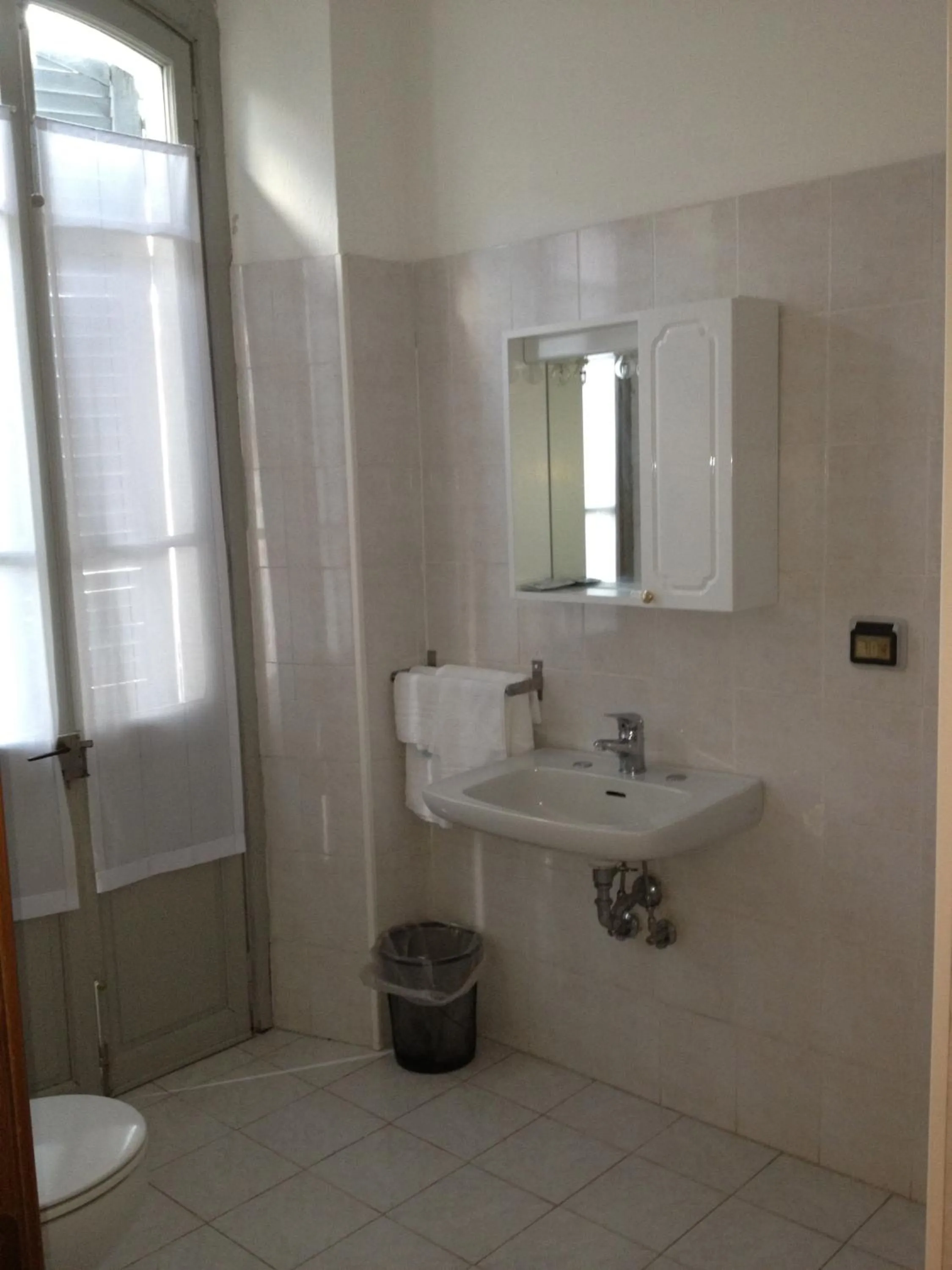 Bathroom in Hotel Domodossola