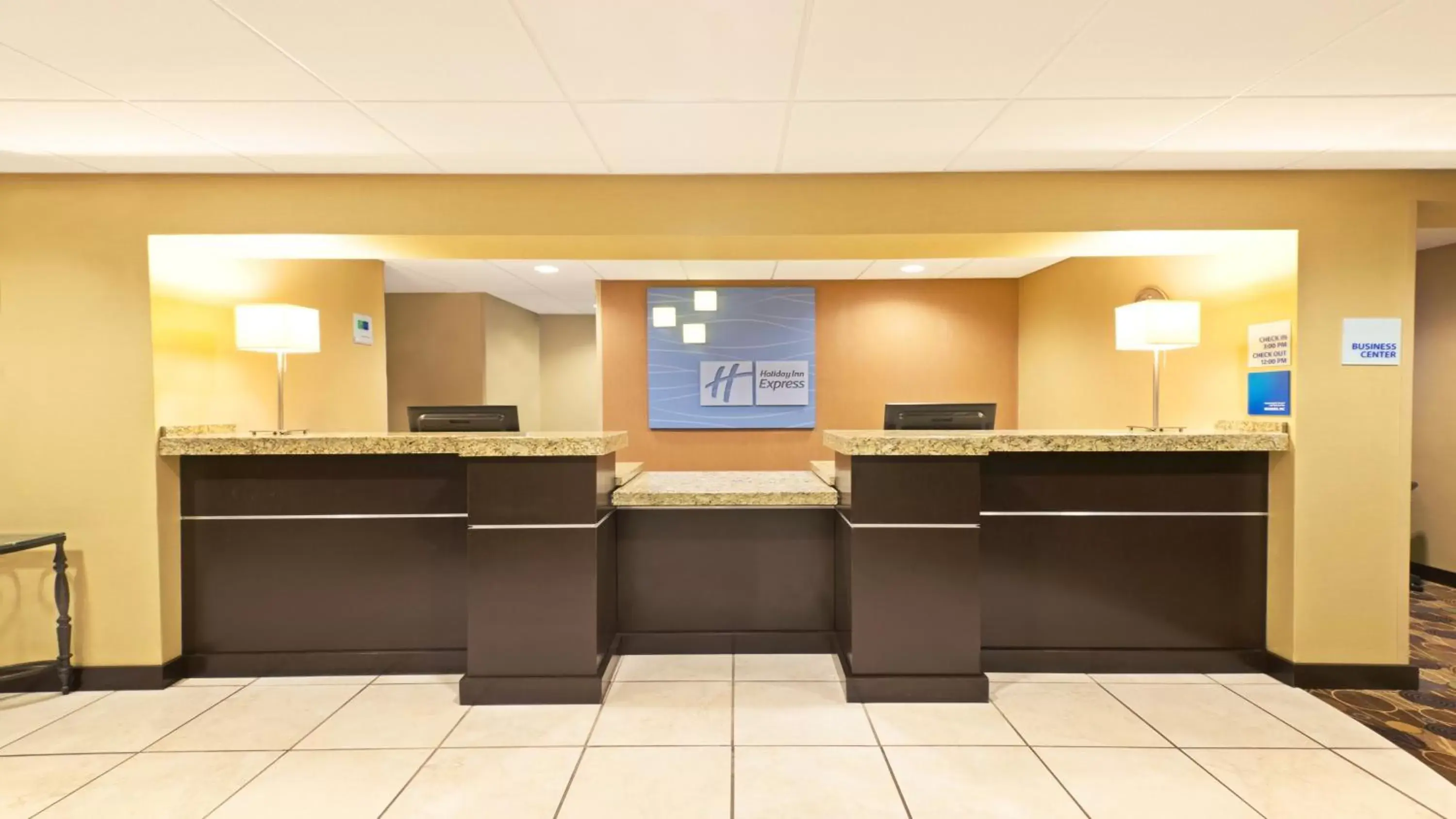 Property building, Lobby/Reception in Holiday Inn Express Hotel & Suites Colby, an IHG Hotel