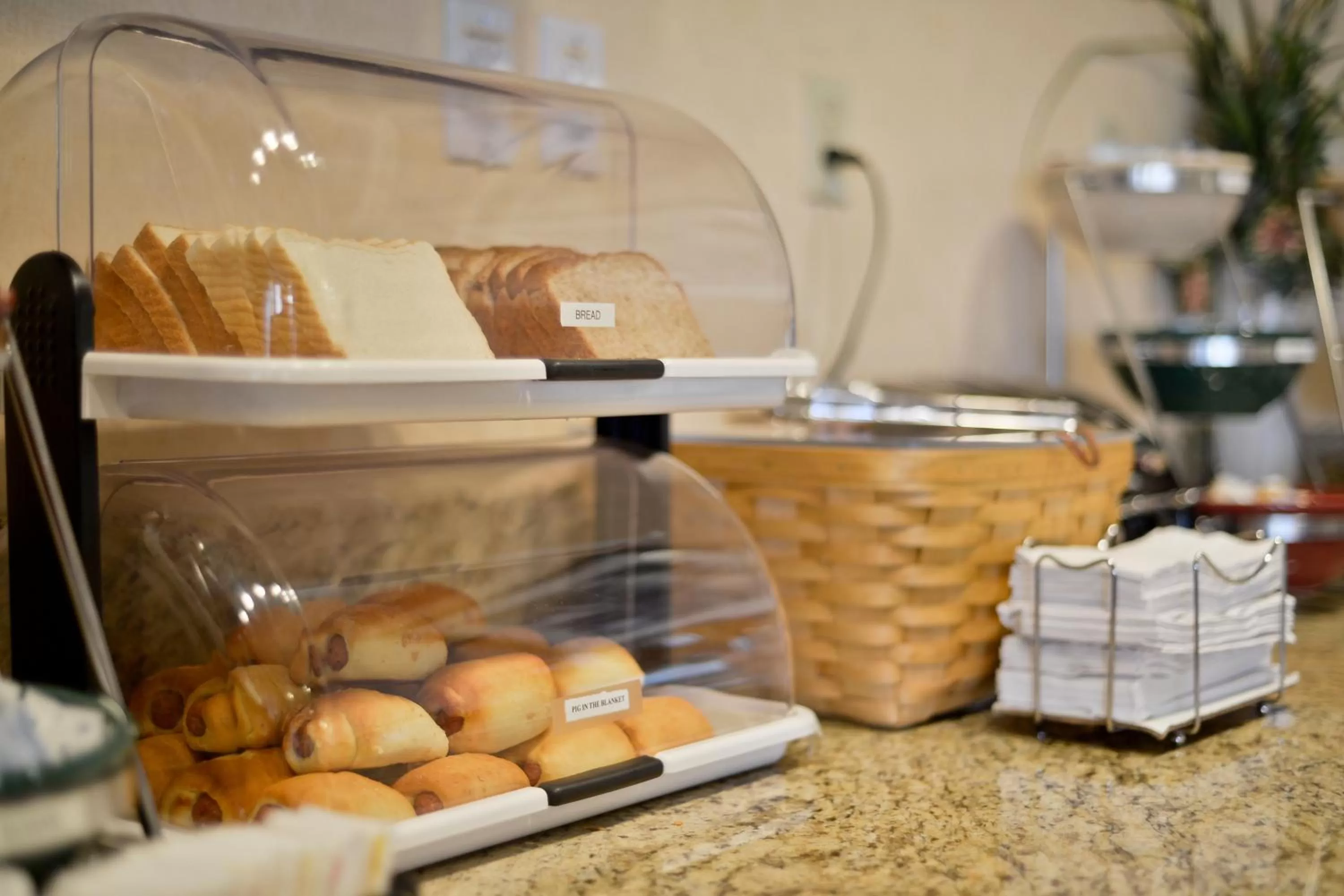 Restaurant/places to eat in Super 8 by Wyndham Corpus Christi Northwest