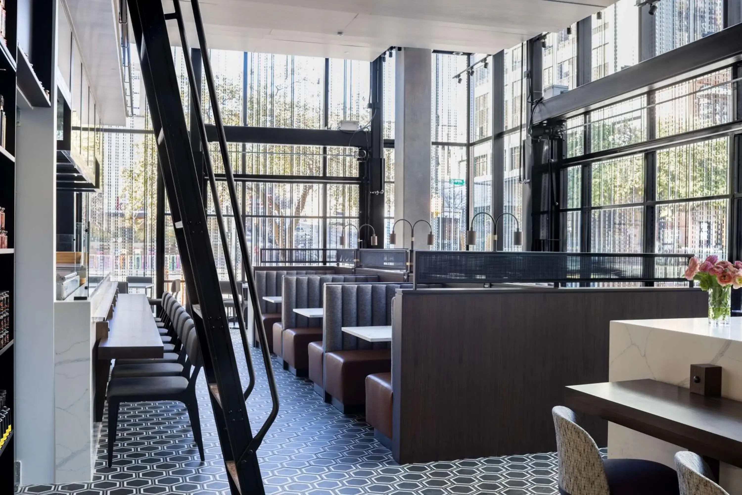 Restaurant/places to eat, Lounge/Bar in Hyatt Centric Congress Avenue Austin