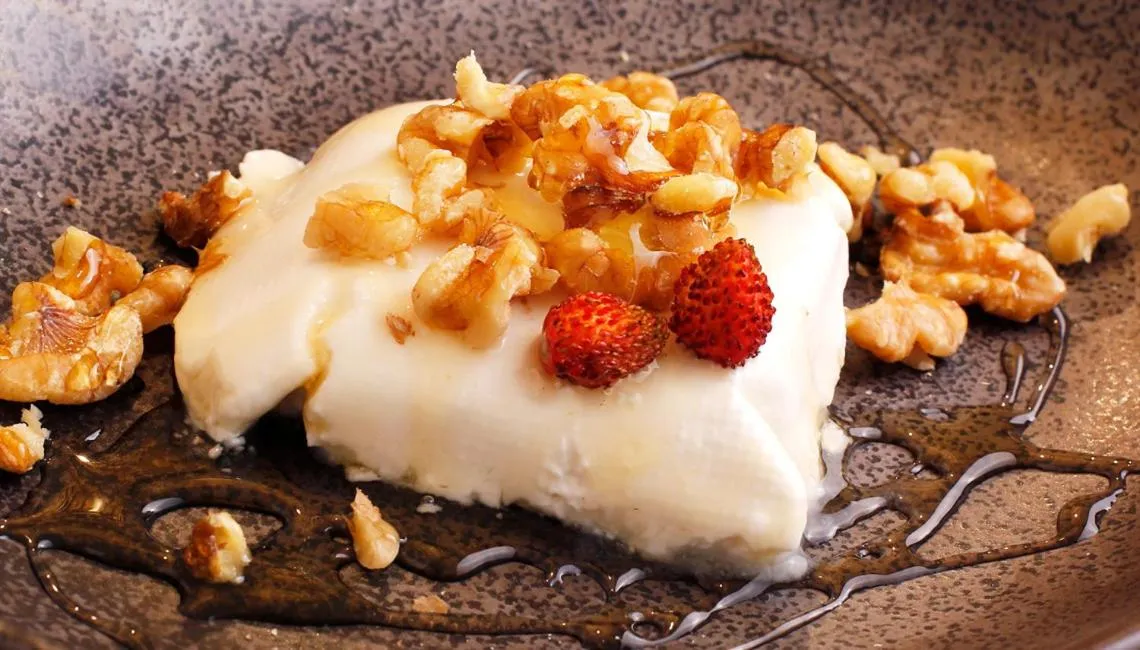 Food and drinks in Hostal Ses Negres