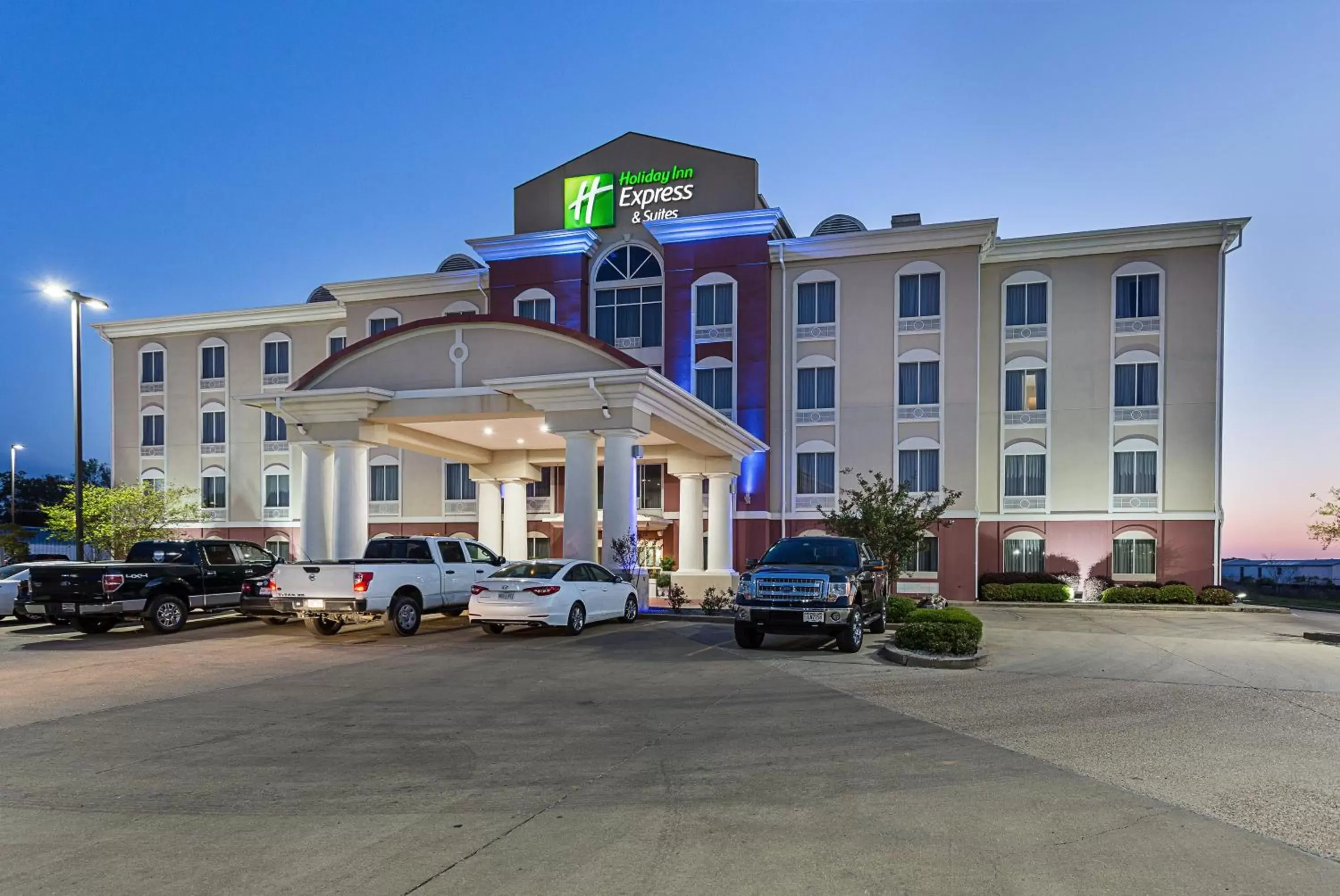Property Building in Holiday Inn Express Hotel & Suites Byram, an IHG Hotel