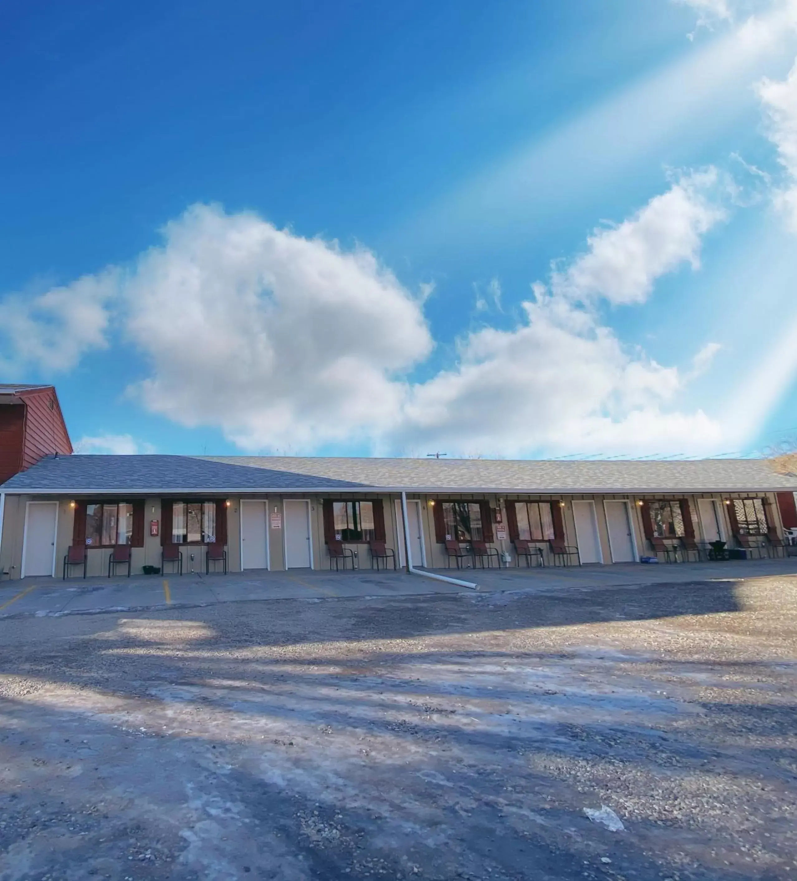 Roundtop Mountain Vista - Cabins and Motel