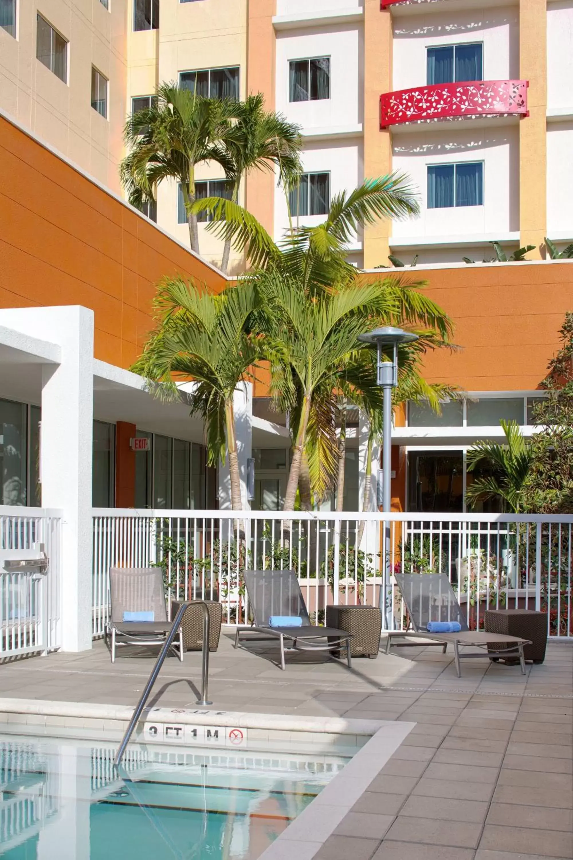 Swimming pool, Property Building in Residence Inn by Marriott West Palm Beach Downtown