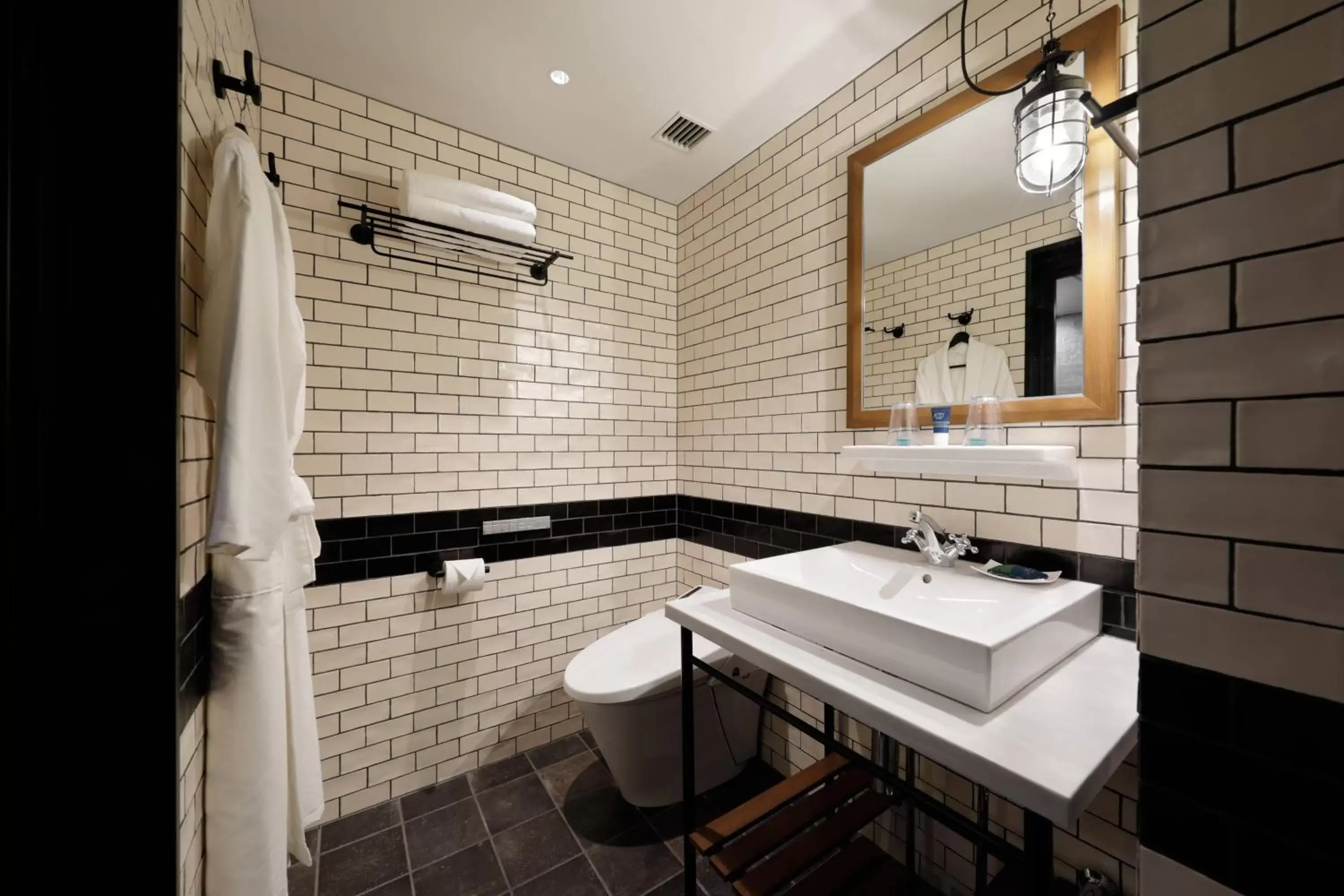 Bathroom in Four Points by Sheraton Nagoya, Chubu International Airport