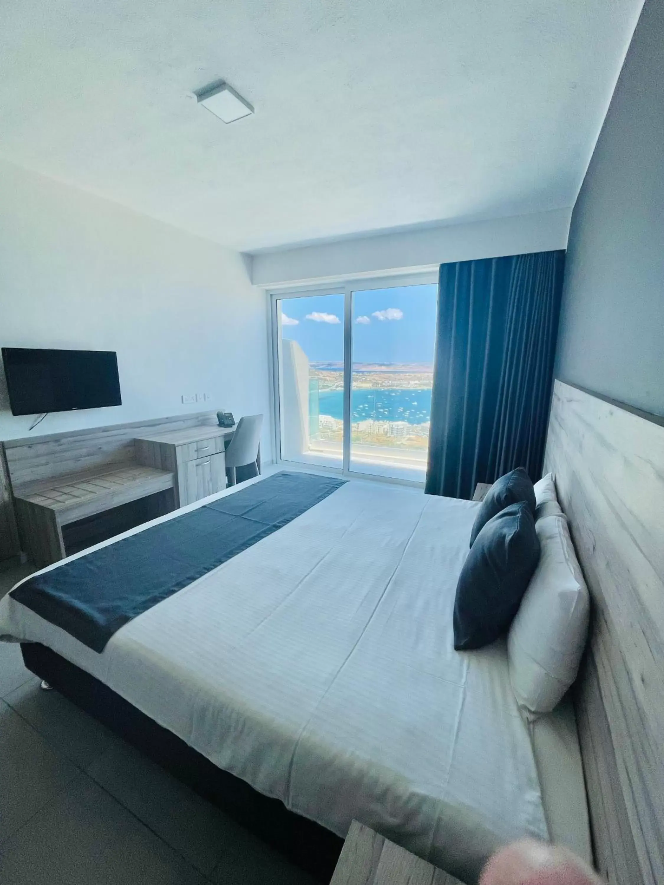 Double or Twin Room with Sea View in Hotel VIU57 Double or Twin Room with Sea View in Hotel VIU57